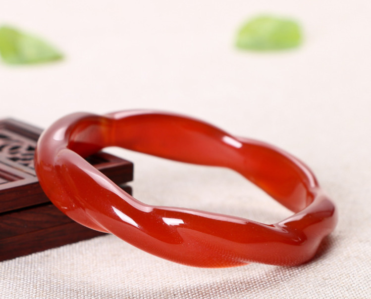 Natural icy red agate chalcedony bracelet kind of onyx Bangle transit 55-64mm