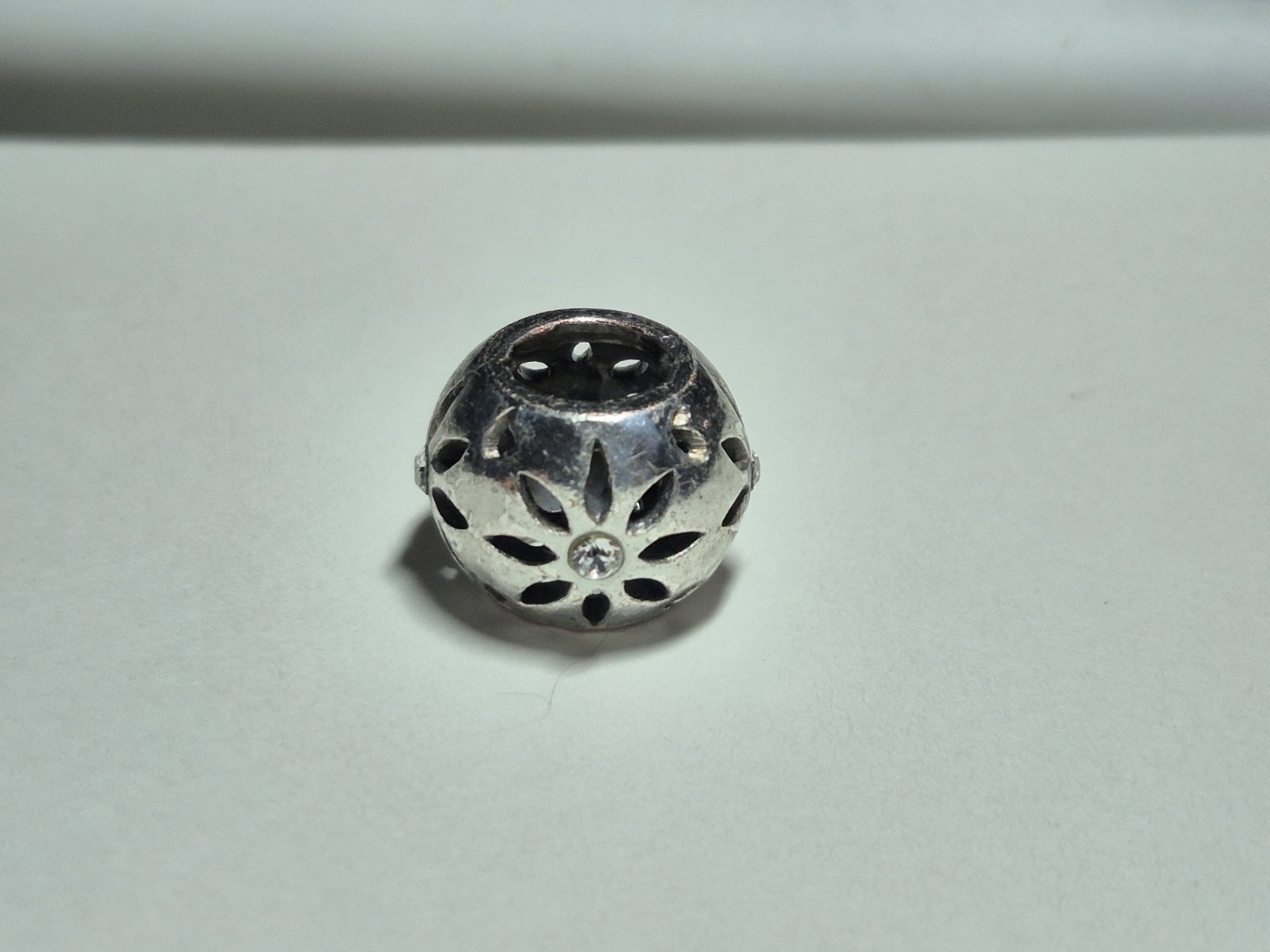 Brighton TRADE WINDS Silver Round Flower Crystal Charm