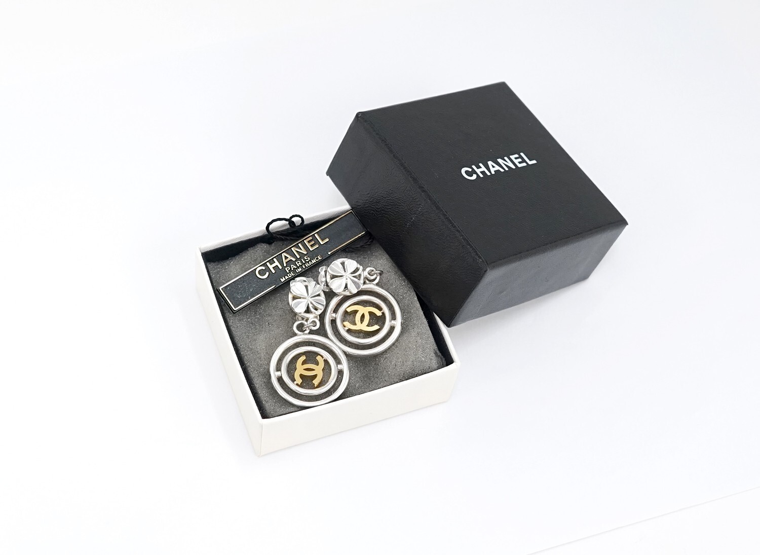 CHANEL CC Logos Clover Dangle Earrings Silver & Gold Tone 96P Auth w/Box b1077