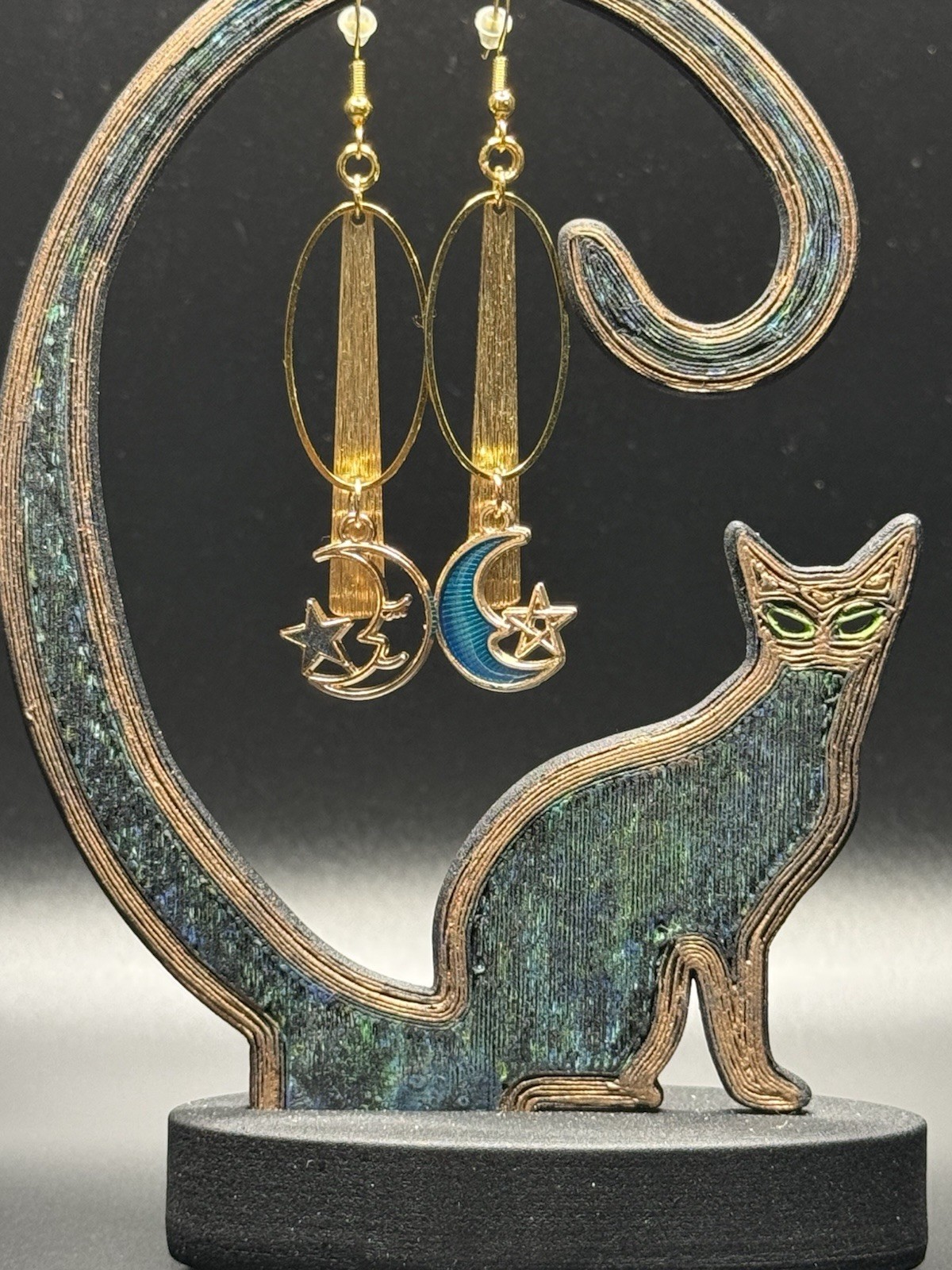 Gold Tone Metal Dangle Oval Hoop Bar Hook black blue moon star charms.