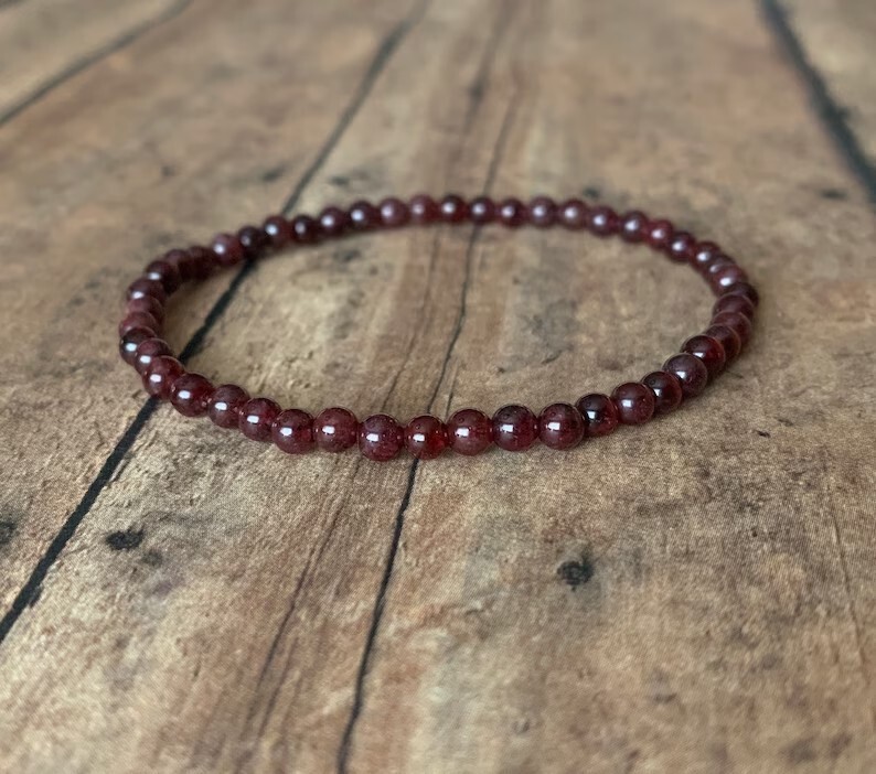 Handmade Natural Garnet Elastic Stretch Bracelet – 5mm Crystal Gemstone Bead