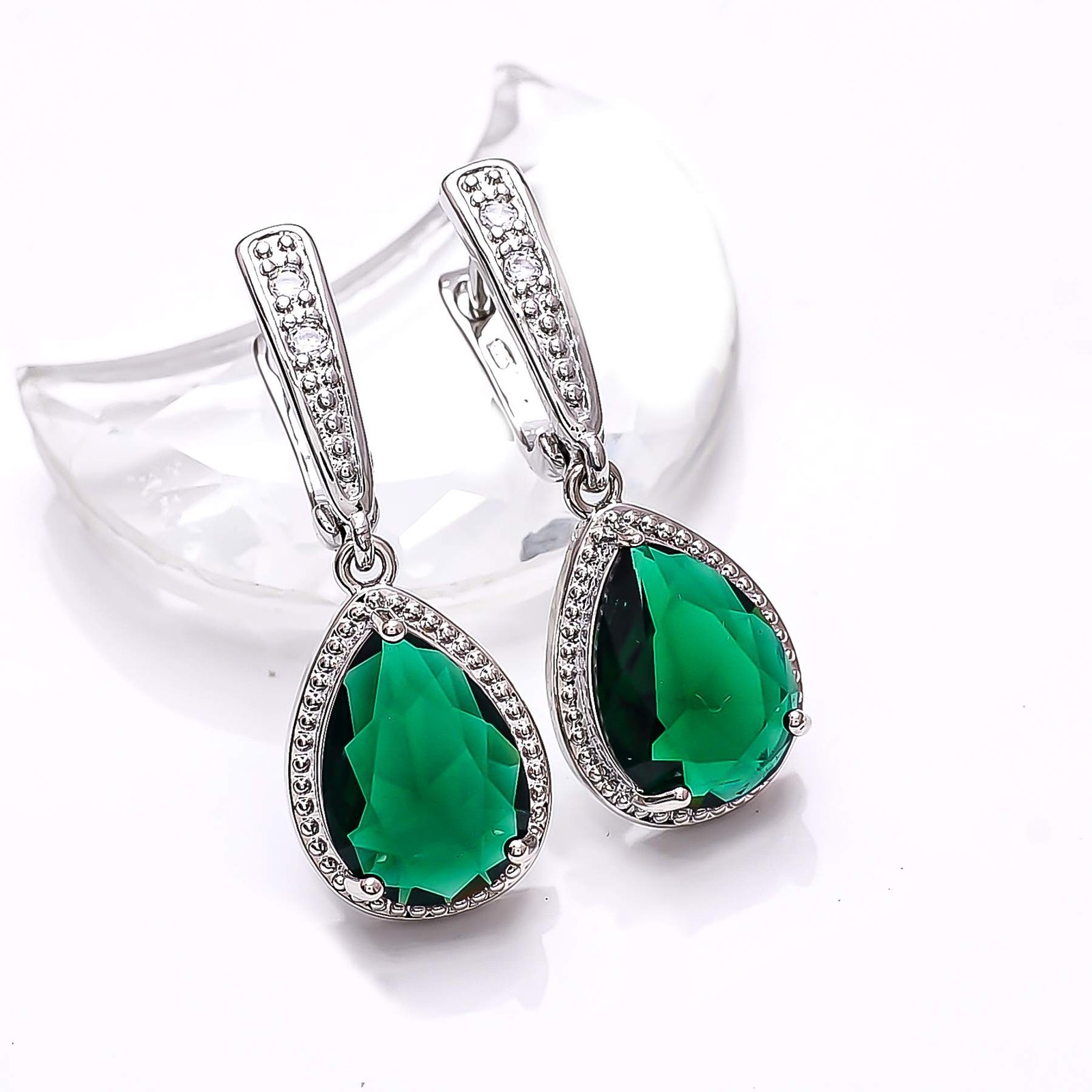 Emerald – Simulated & CZ Gemstone 925 Sterling Silver Earring 1.40″ E75115
