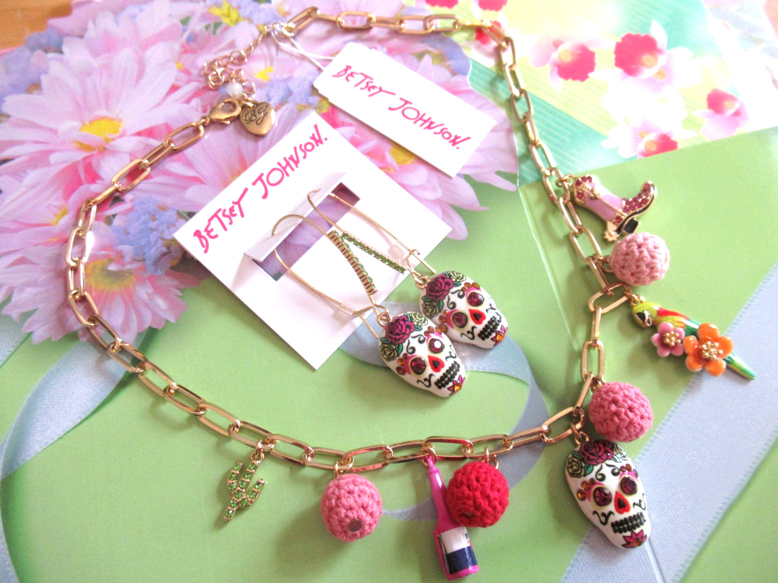 Betsey Johnson Cowgirl Sugar Skull Southwestern Charm Necklace& Skull Earrings