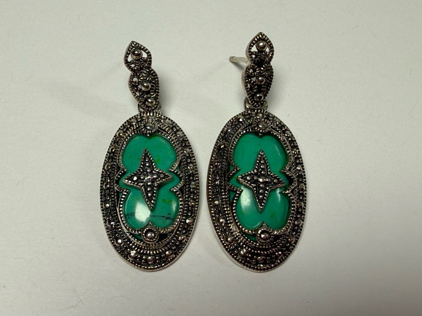 Sterling Silver 925 Dyed Blue Howlite Marcasite 18”Necklace 1” Earrings Set