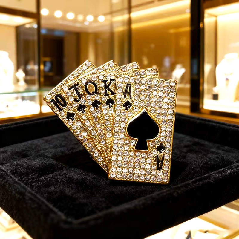3.6*4.0cm Playing Cards Straight Flush Brooch Unisex Suit Lapel Pin Brooch