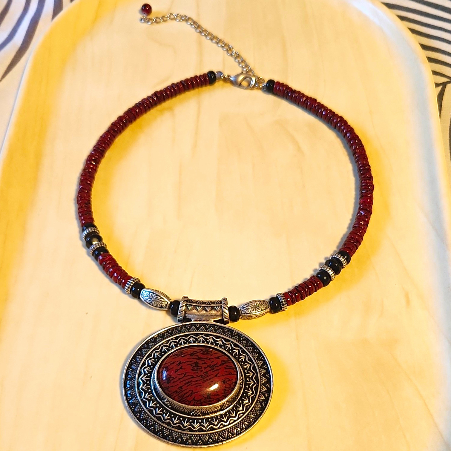 Red Beaded Pendant Necklace Bezel Charm Silver Tone Cable Chain Premier Design
