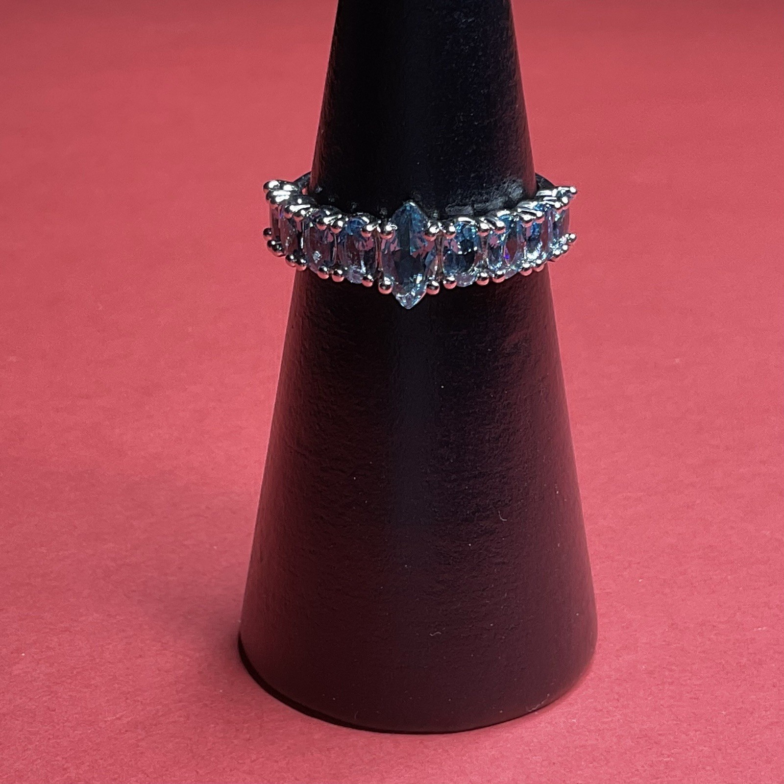 Bomb Party RBP5952 “Stunning Radiance” LC Spinel on Rhodium Size 9 Ring NWT