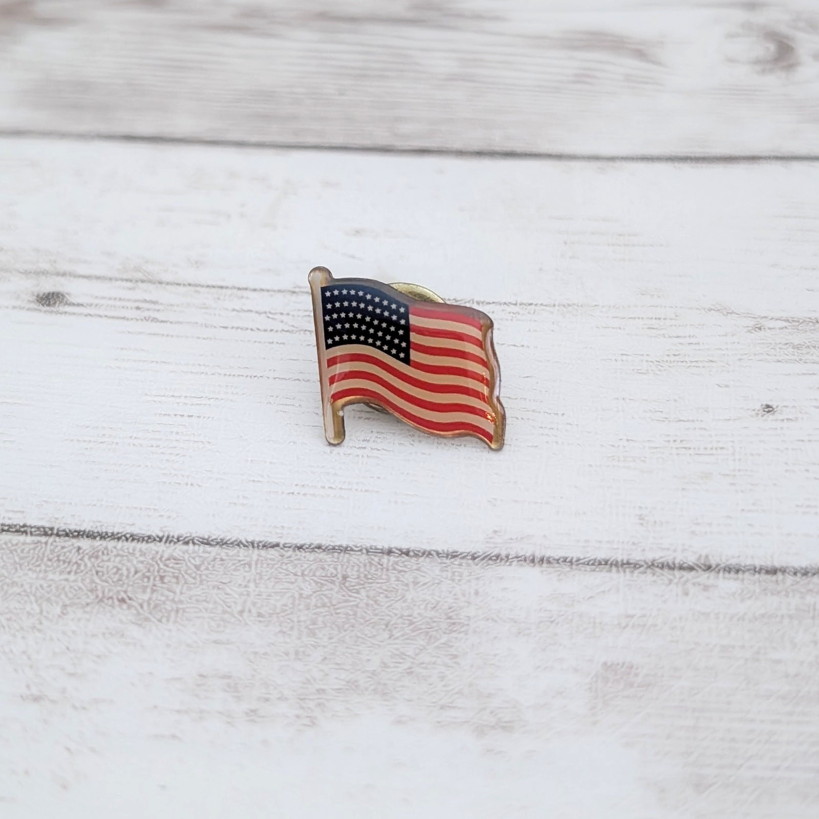Vintage Brooch USA Flag – Fair Condition