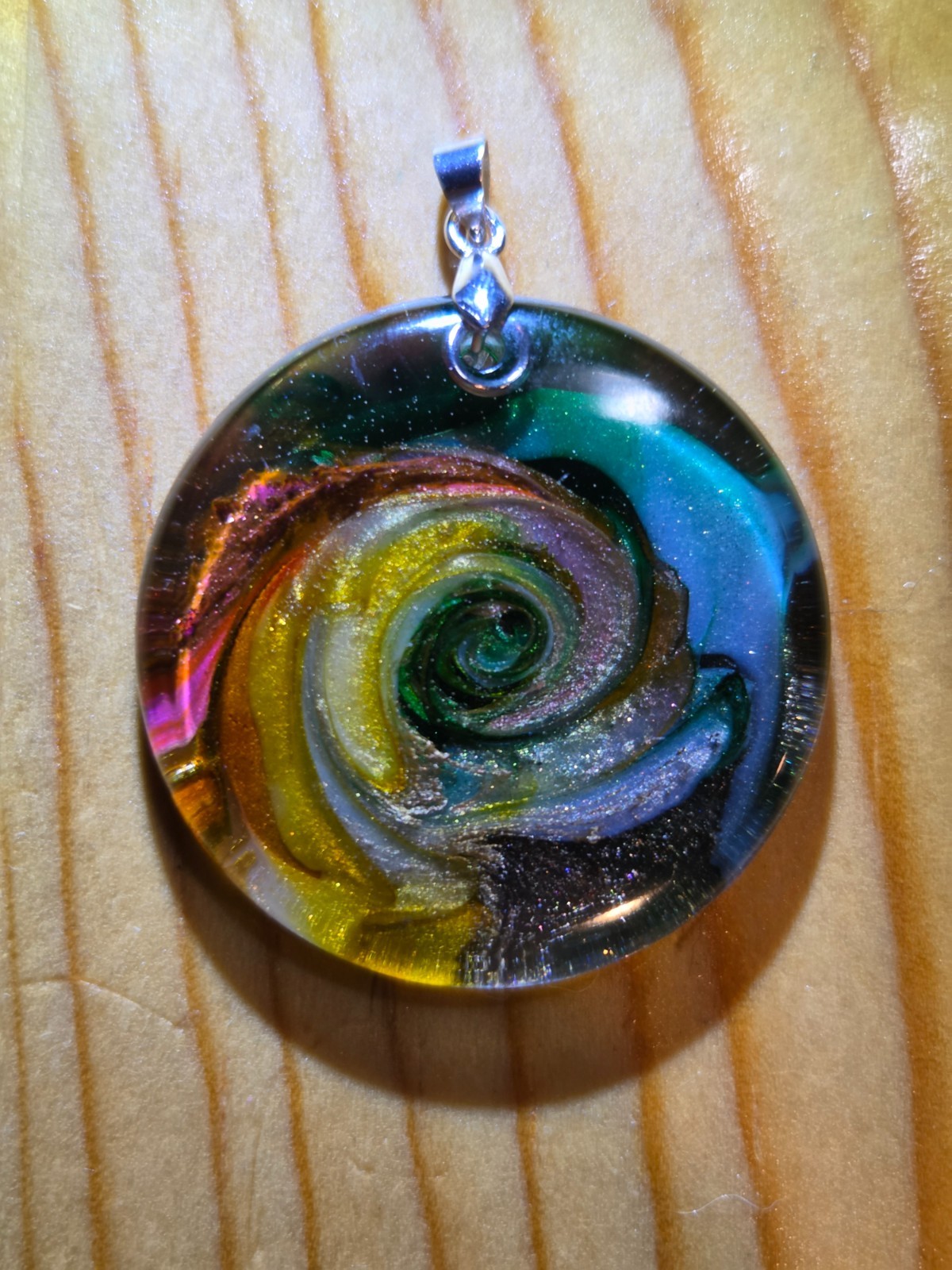 Handmade Cosmic Nebula Petri Effect Resin Pendant Necklace Round N100