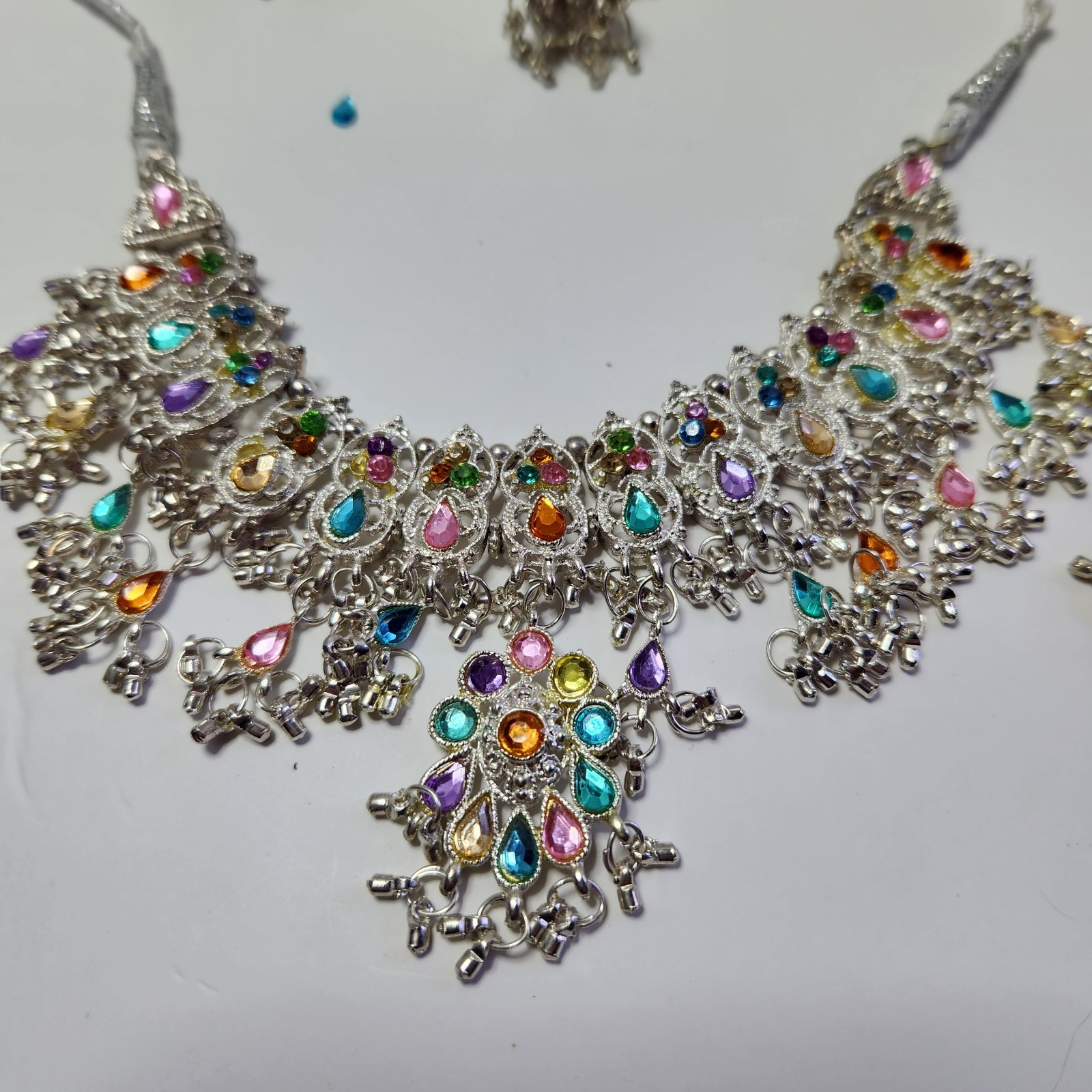 Indian Belly Dancing Set Jewelry Multicolor Goldtone 22″ String 5 Pc See Picture