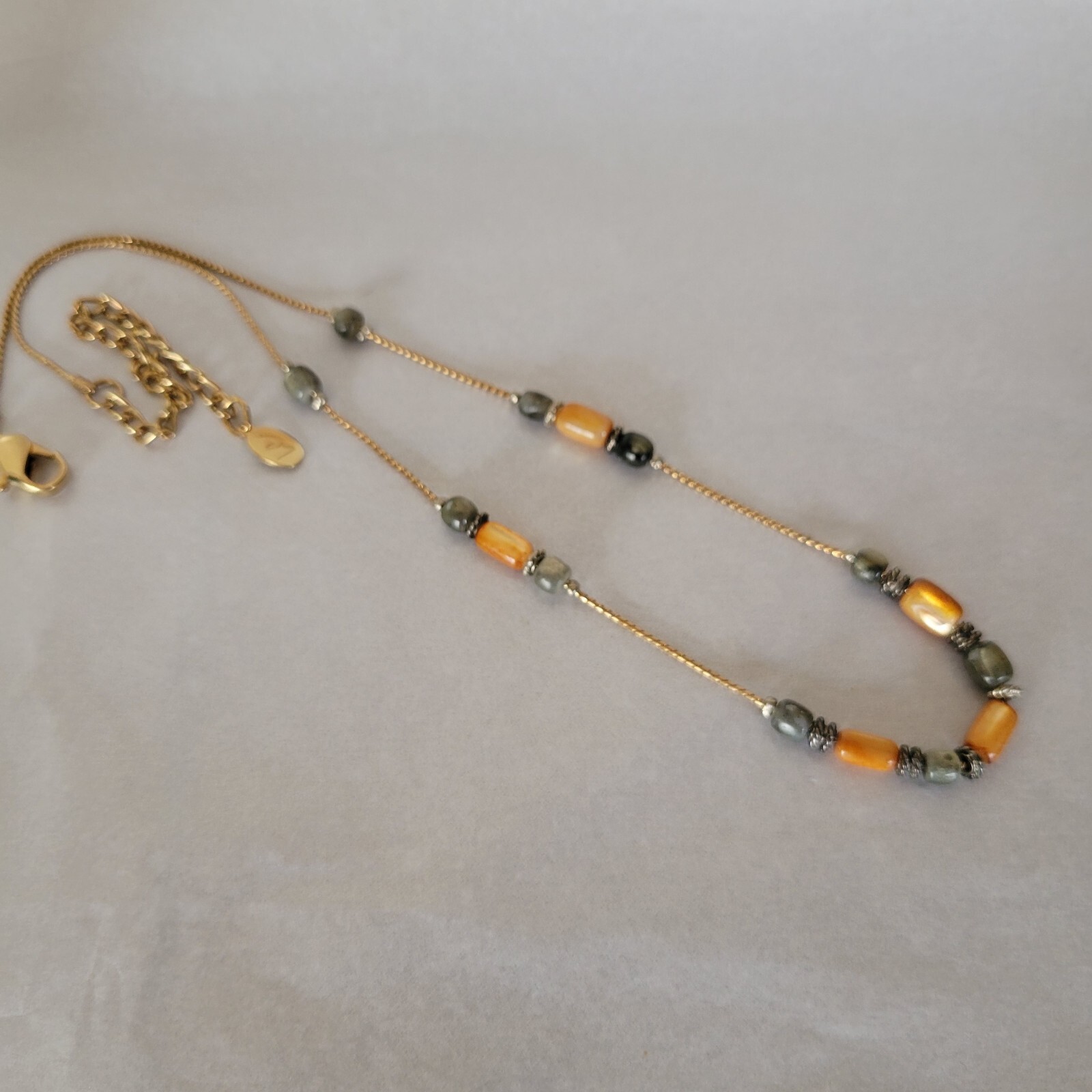 Liz Claiborne Amber Beaded Gold Tone Necklace 19 In. Adj. Signed
