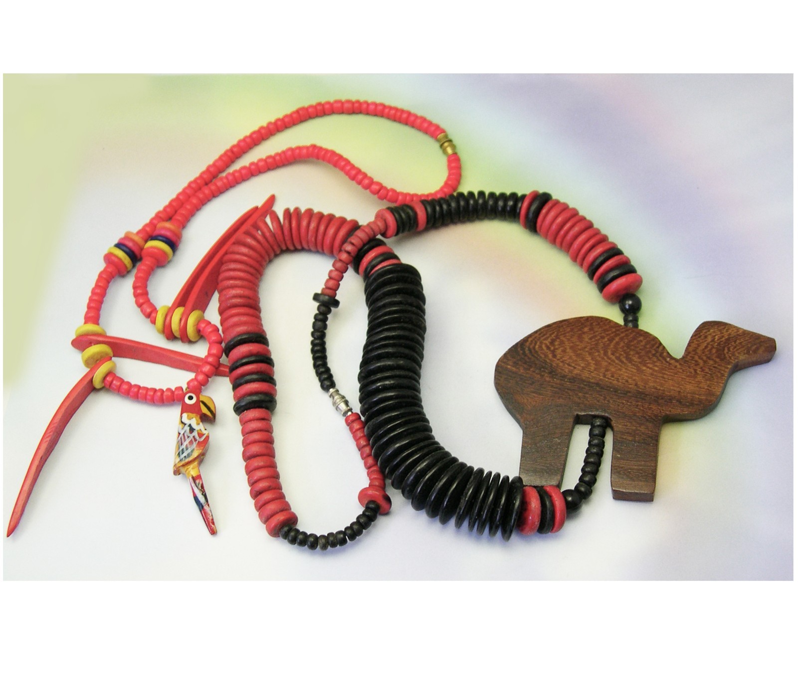 2 Vintage WOOD Necklaces Lot CAMEL Bird TOUCAN tribal tropical summer jewelry
