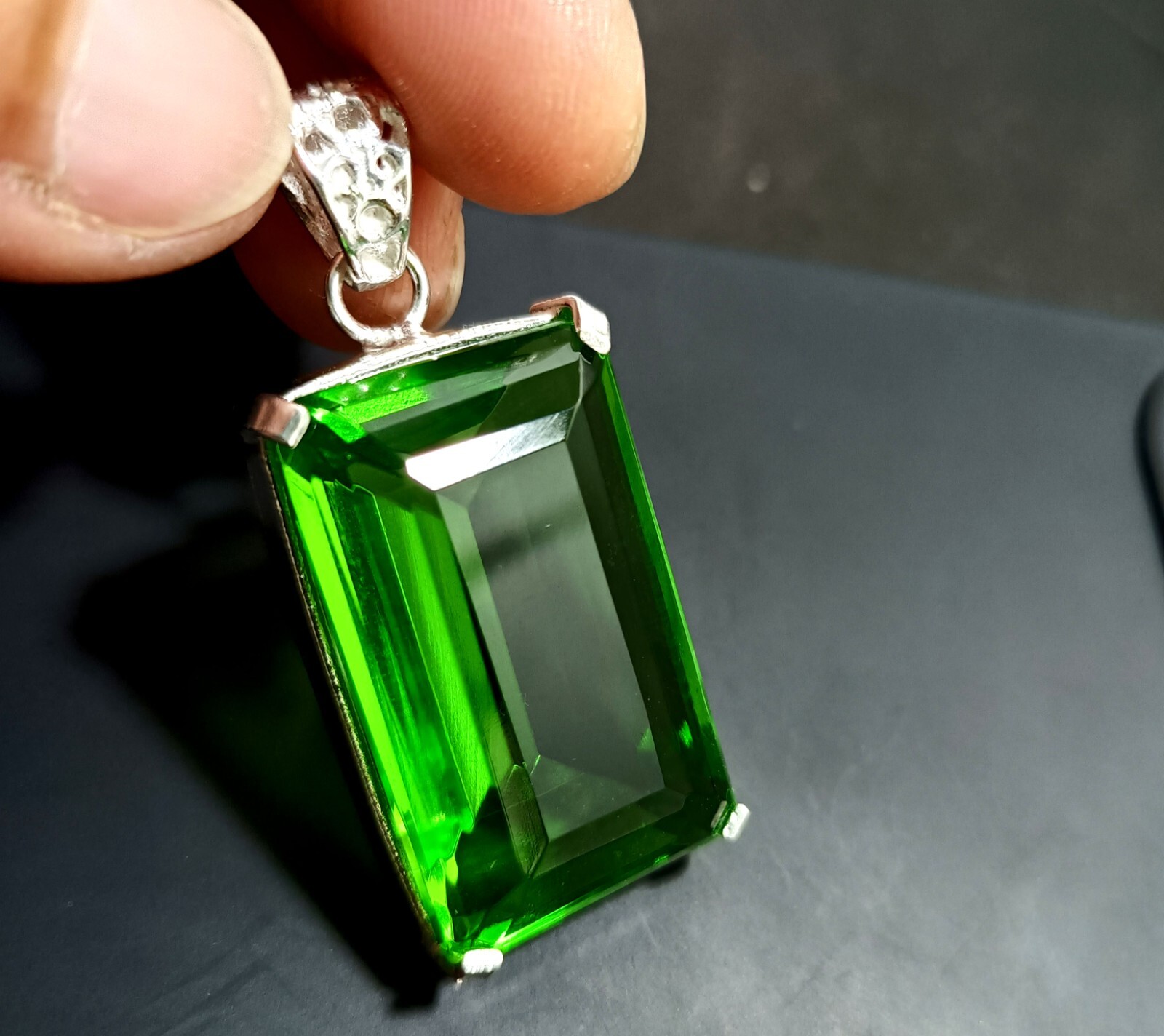 Certified Natural 71.45 Ct Brazilian Emerald Green Topaz Pendant Loose Gemstone