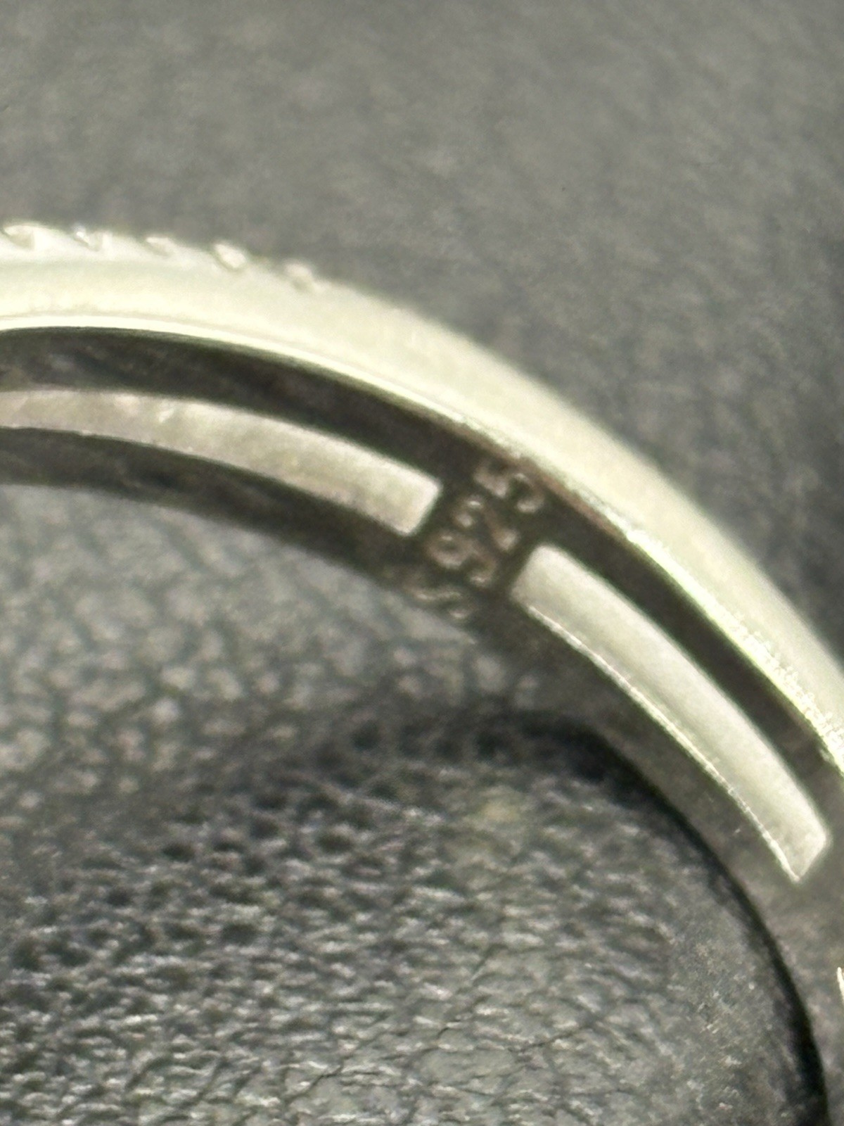 Sterling Silver Cubic Zirconia Open Lateral Cross Ring 3 Grams 925 Size 7 E5