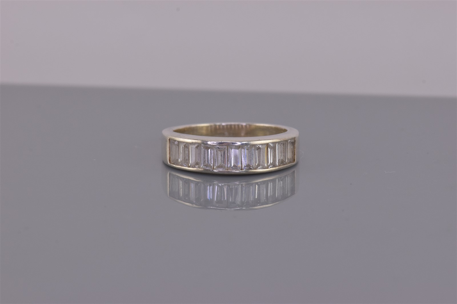 Sterling Silver 5.5mm Cannel Set Baguette Cubic Zirconia Band Ring 925 Sz: 7