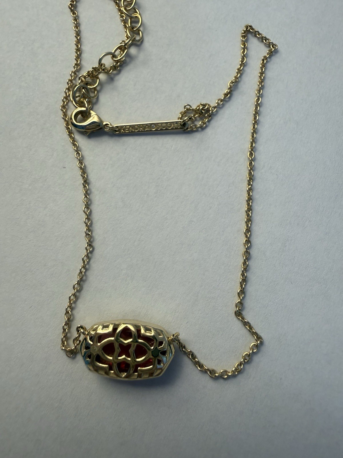 Kendra Scott Elisa Gold Pendant Necklace in Berry Glass 15-17 Inch