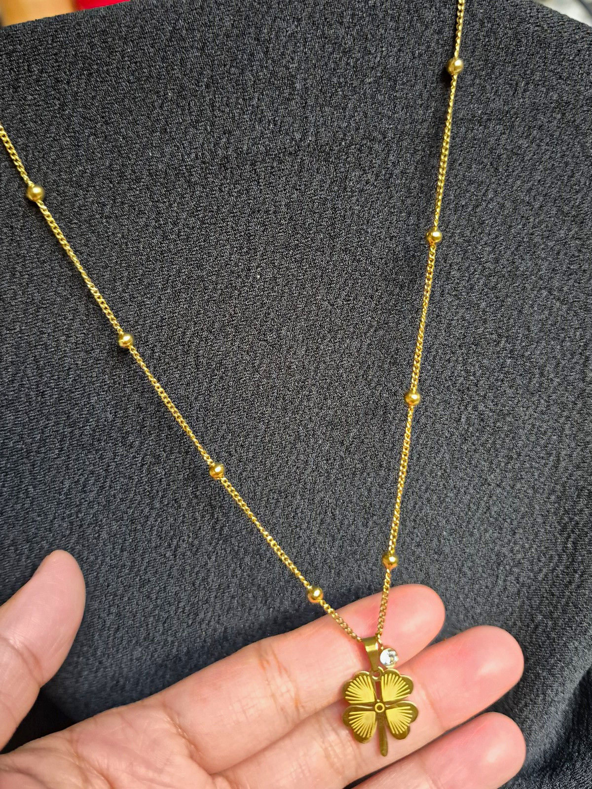 Gold Tone Metal Ball/Bead Chain Necklace Clover Charm Pendant No Stone