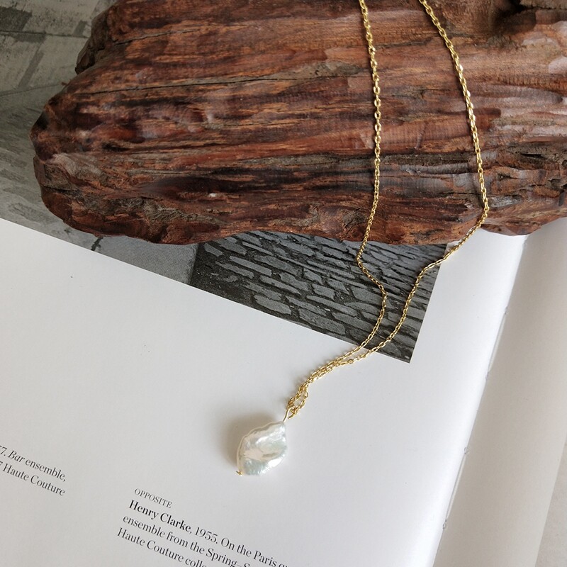Sea Pearl Pendant Necklace