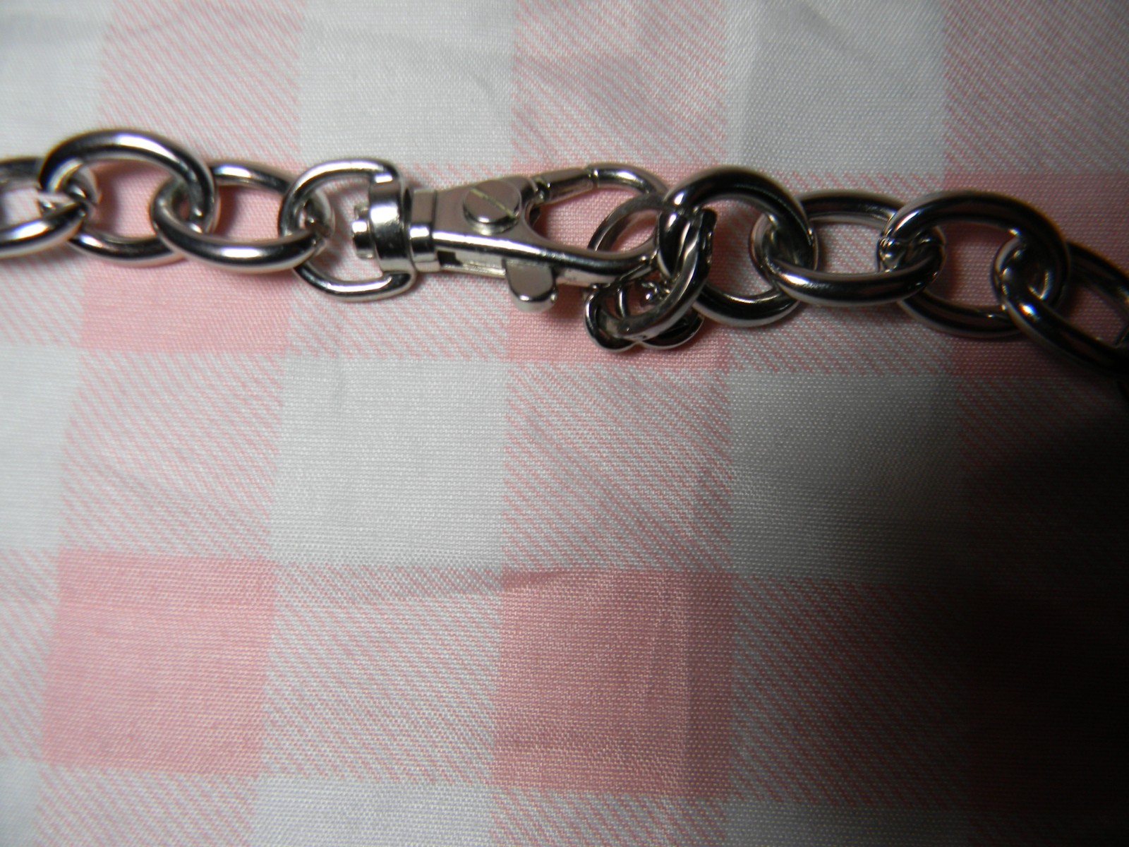 NEW MICHAEL KORS SILVER TONE LONG CHAIN ,MK CHARM NECKLACE