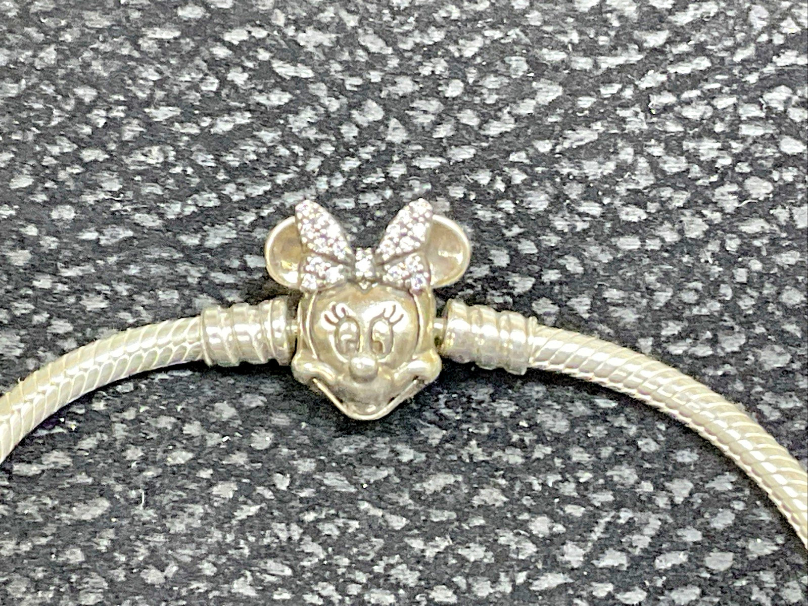 Pandora Sterling Silver Pave Minnie Mouse Charm Bracelet 7.0 in (101523)