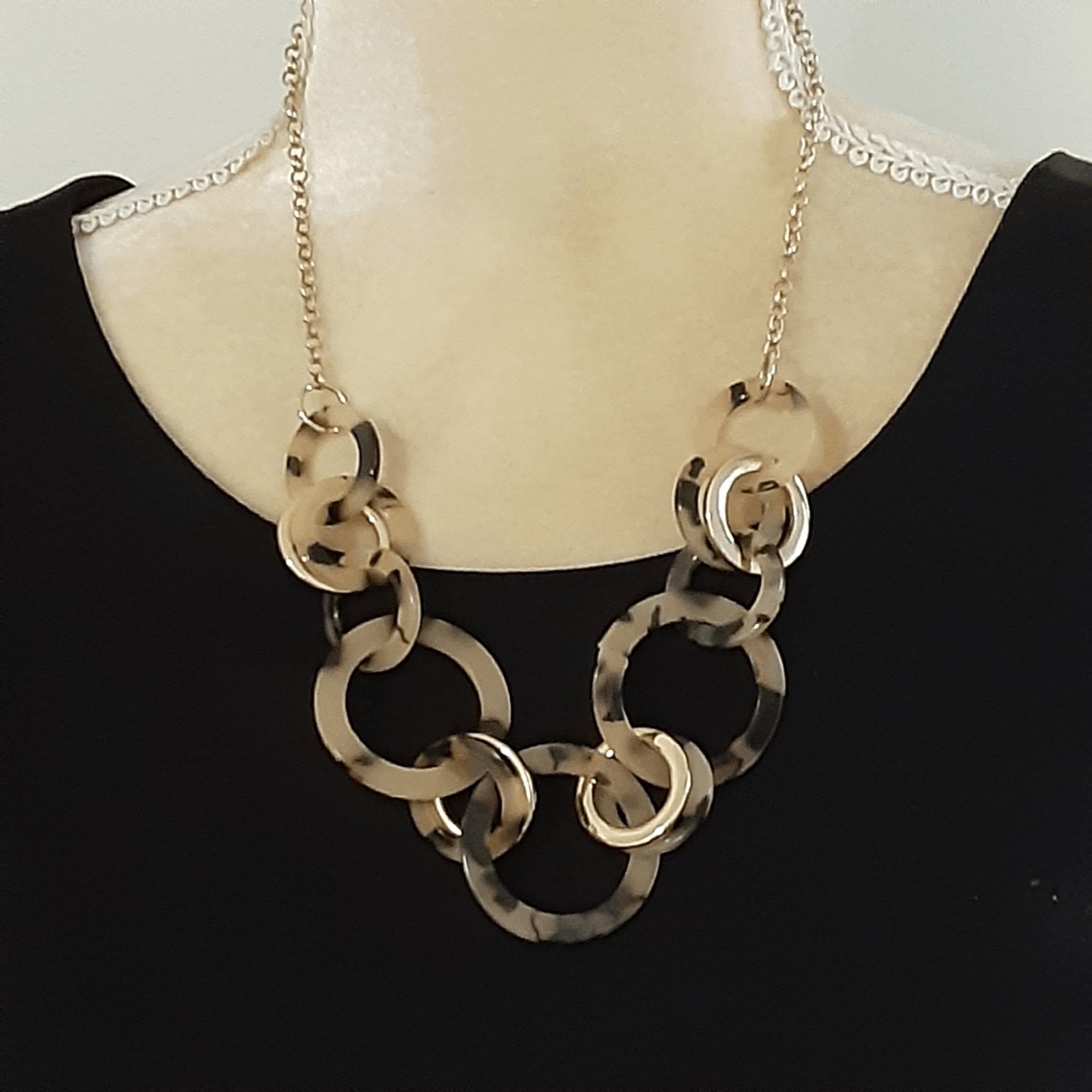 Animal Print Fashion Necklace Acrylic Metal Hoops 22″