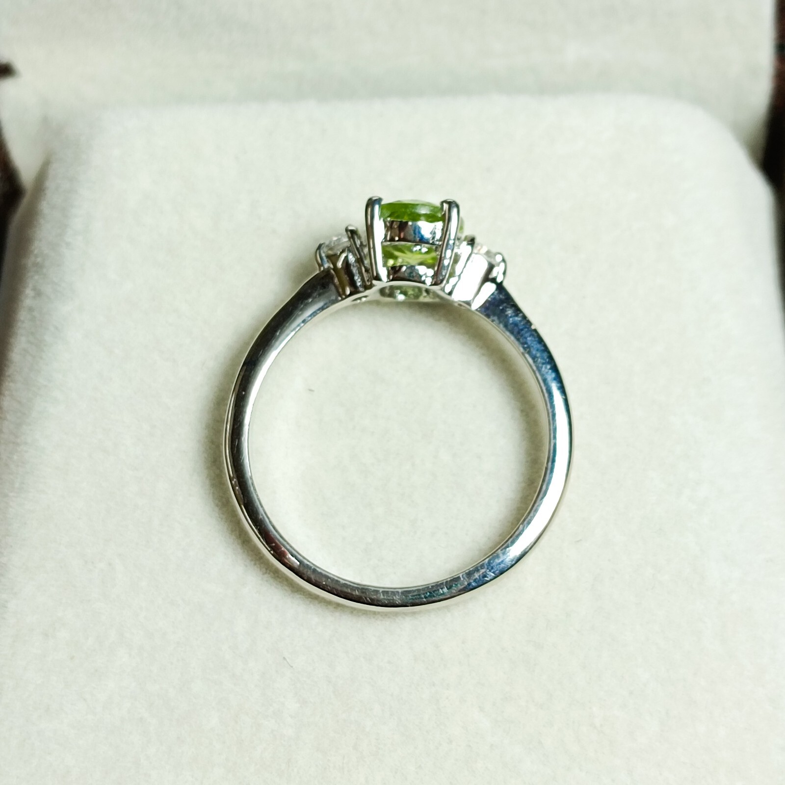 Natural Green Peridott Vintage Ring With 925 Sterling Silver ALL SIZE AVAILABLE