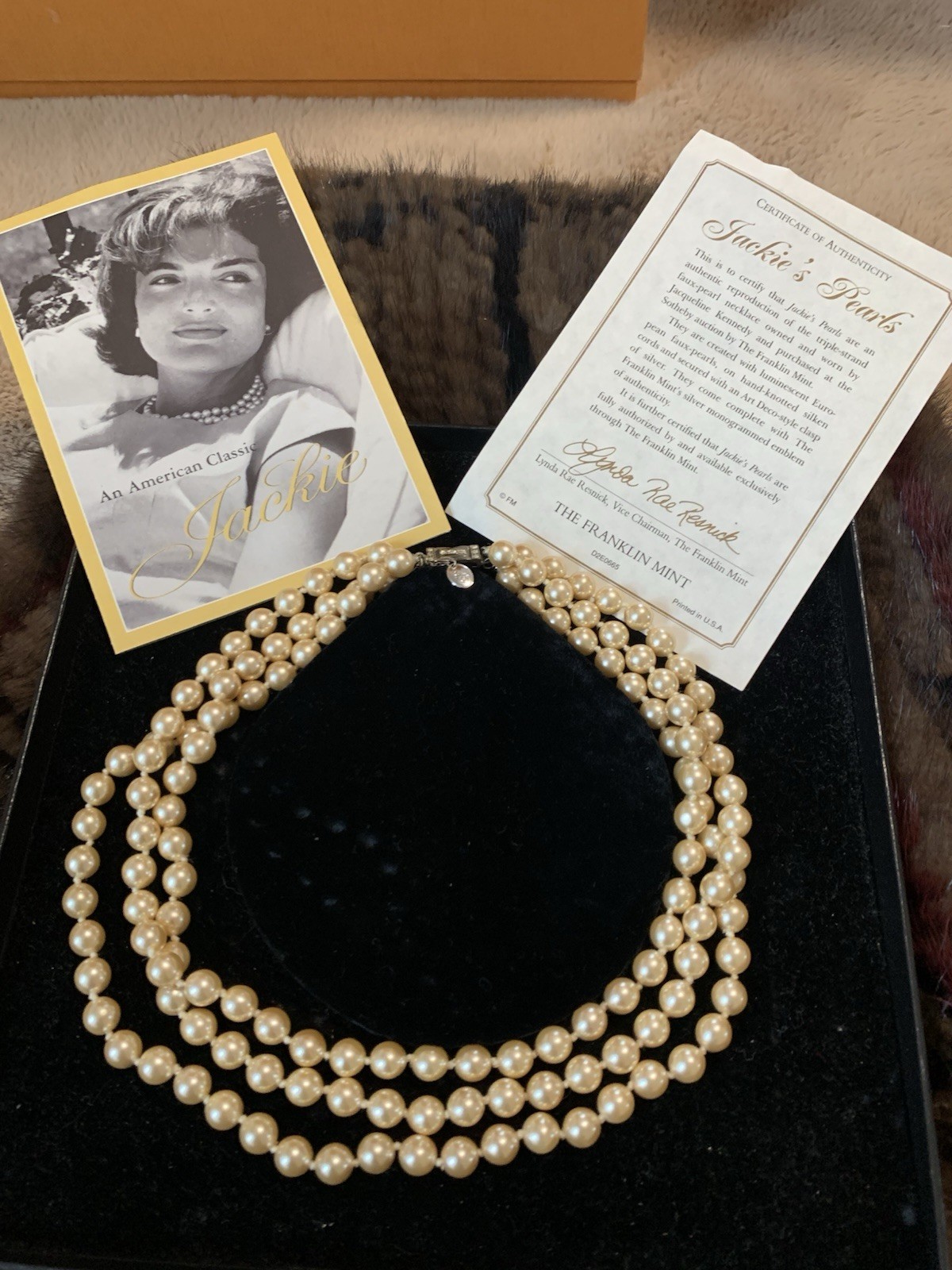 Jackie Kennedy’s 3 String Pearl Necklace Franklin Mint Limited Edition