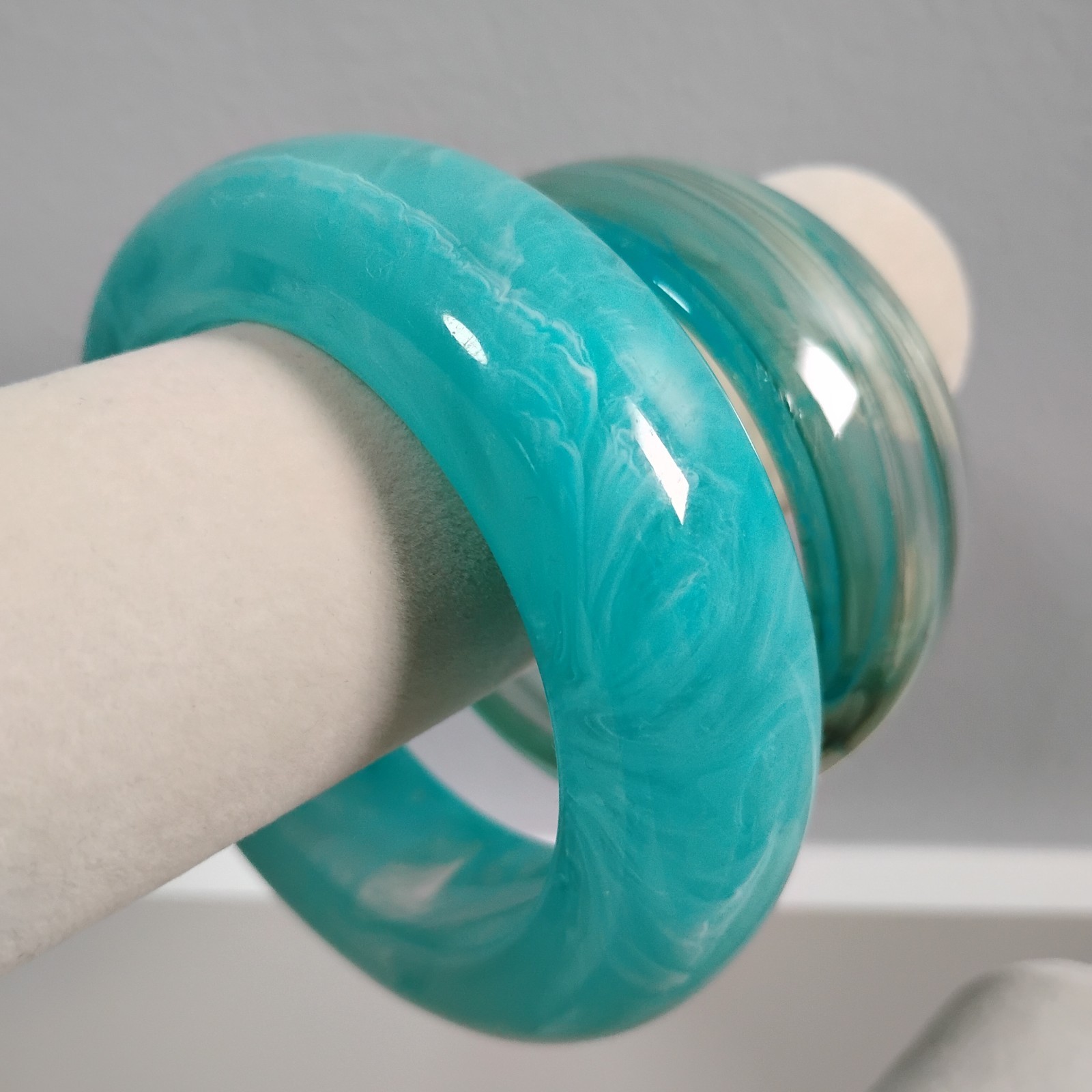 NEw Teal Blue Green Chunky Sz 8 Resin Plastic Bangle Bracelets Translucent Swirl
