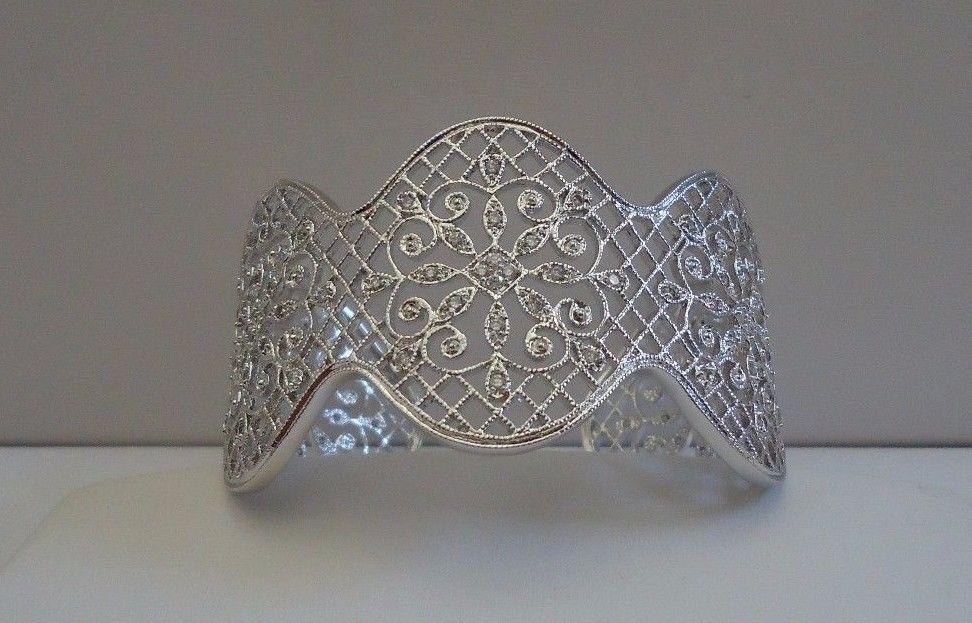 925 STERLING SILVER FLOWER FILIGREE OUTLINE BANGLE BRACELET W/ 2 CT ACCENTS