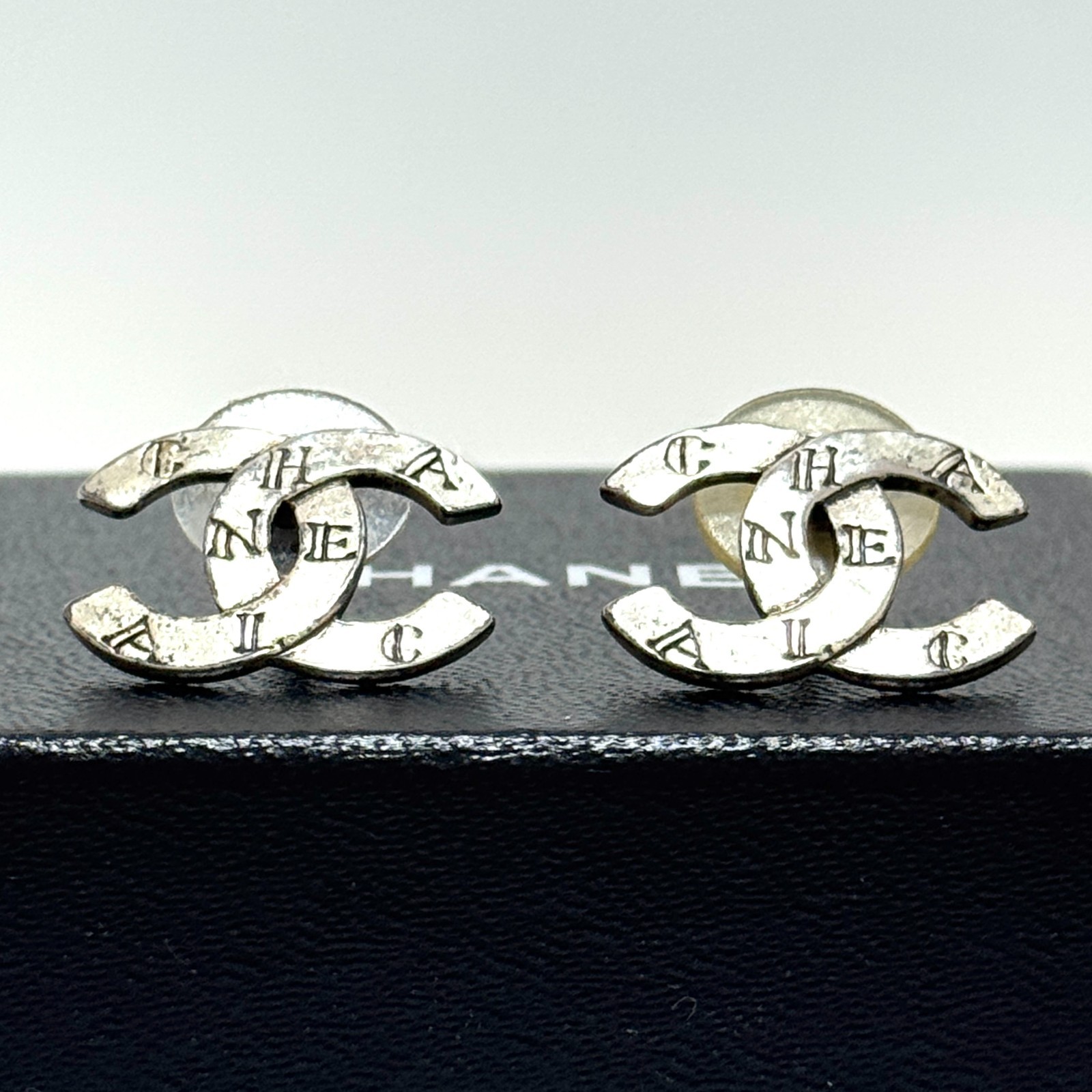 CHANEL 99A Coco CC Logo Cambon Pierced Earrings Silver Vintage Authentic JAPAN