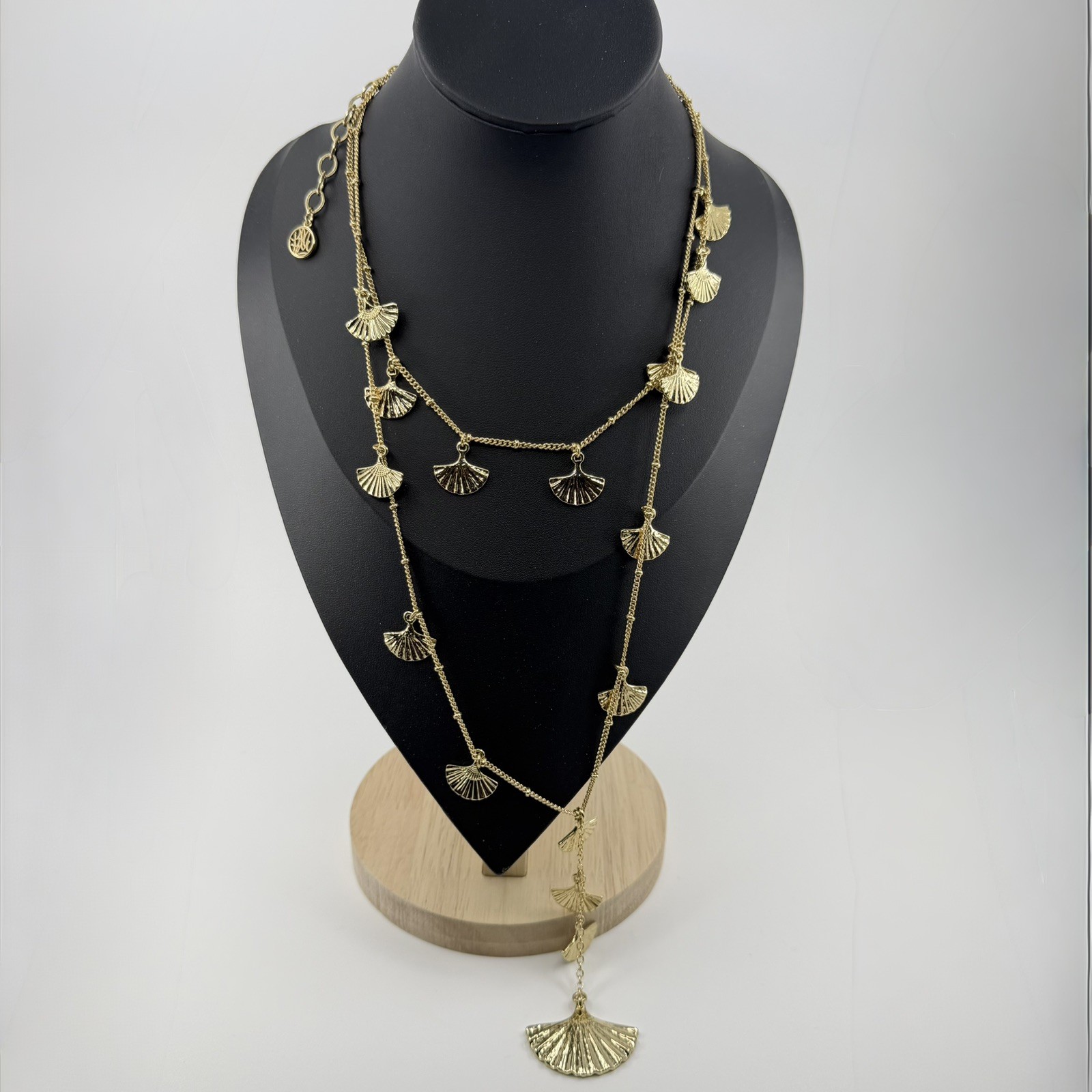 Lilly Pulitzer COASTAL SHELL LAYERED Y NECK Necklace Gold Metallic SHELLS