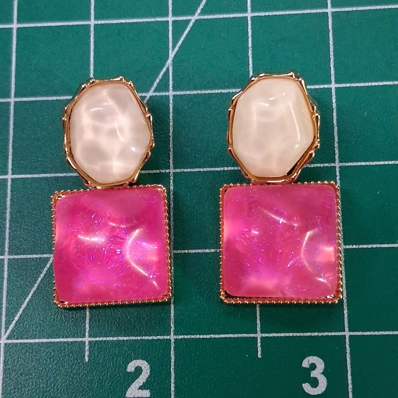 White & Pink Glittery Baroque Bead Gold Tone Dangle Earrings