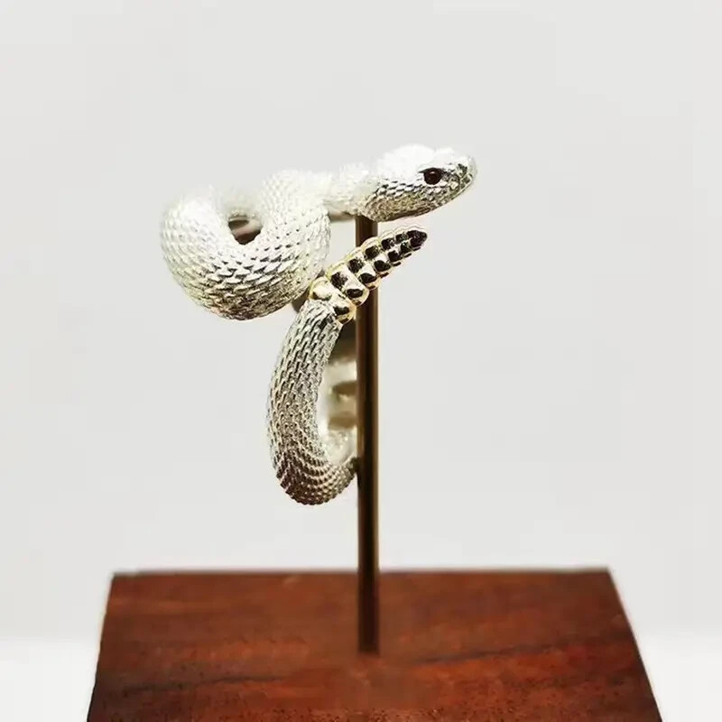 Elegant 925 Sterling Silver Unique Red Eyes Rattlesnake Ring One Size Fit All
