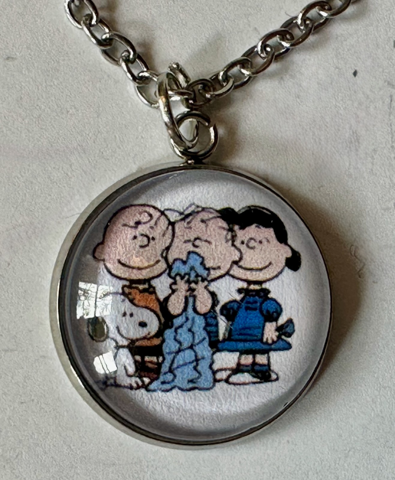 CHOICE; SNOOPY PEANUTS PENDANTS 3/4 OF 1″ NECKLACE 18″ WOODSTOCK CHARLIE BROWN