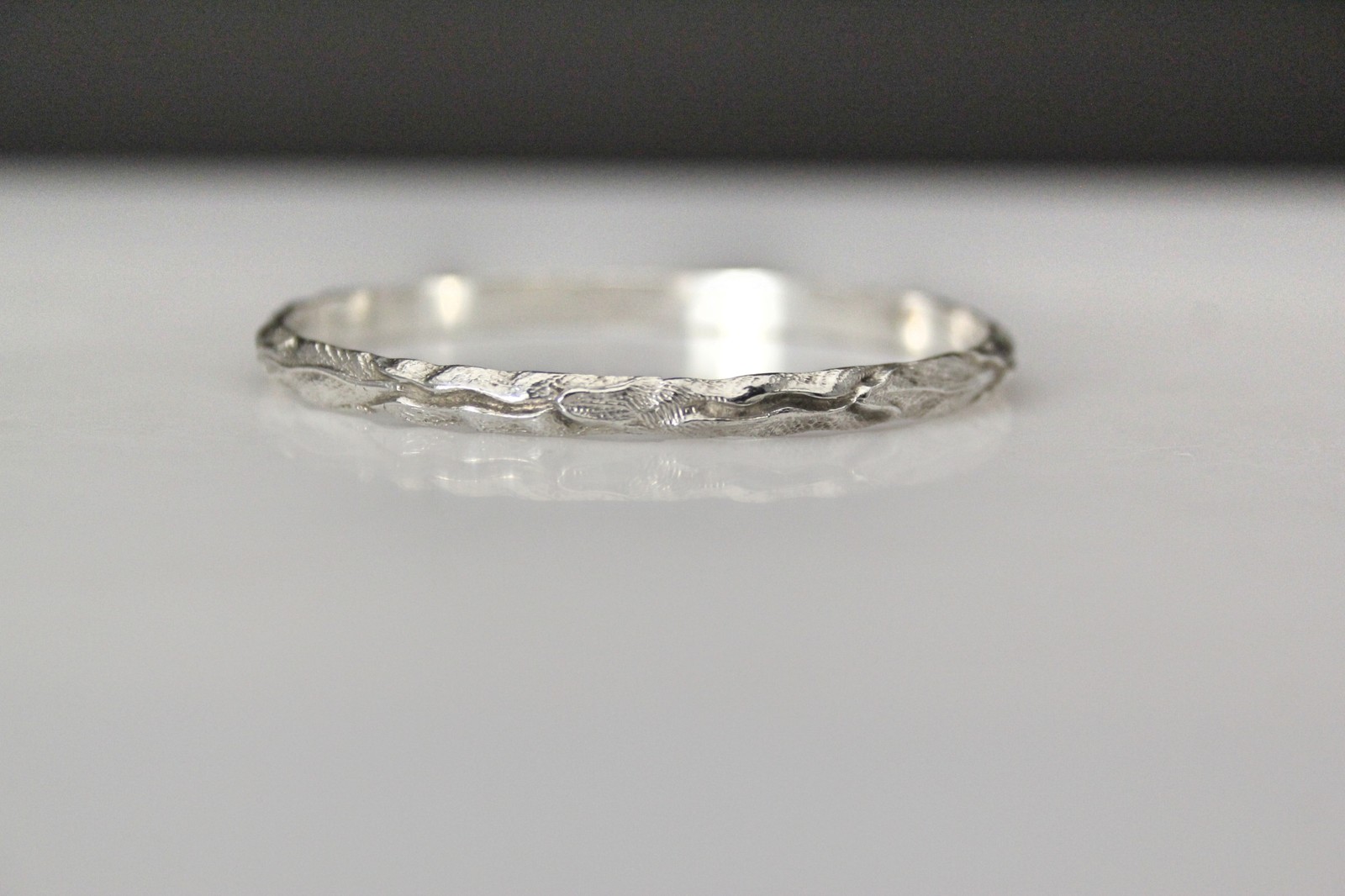 Vintage S. Kirk & Son Sterling 925 Textured leaf Bangle Bracelet 9.1Grams BR5506