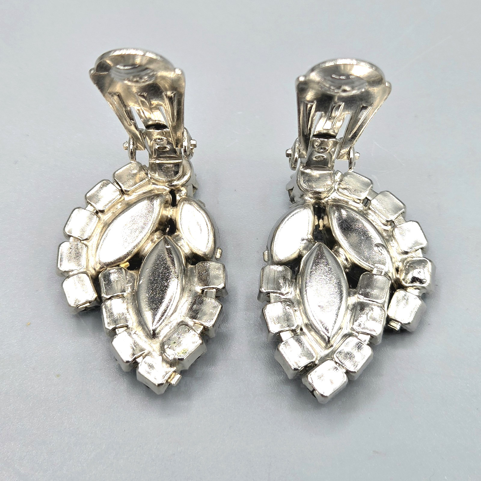 Unsigned Designer Smoke Gray AB Crystal Molded Leaf Clip Earrings