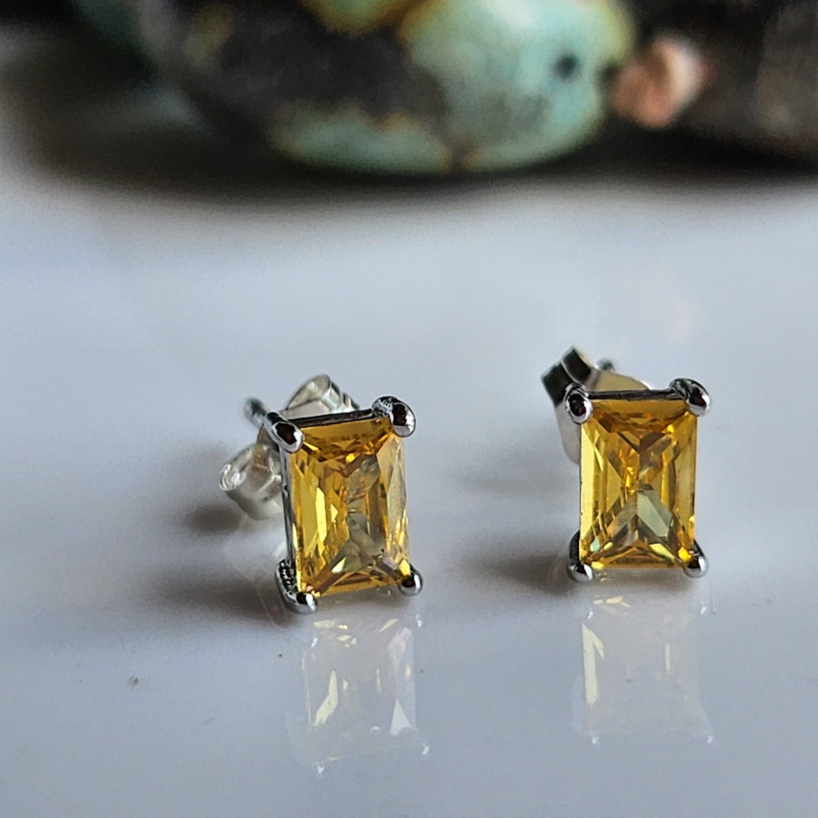 925 Sterling Silver 1CT Emerald Cut Citrine 5x7mm Earrings Gemstone Gold-Plated