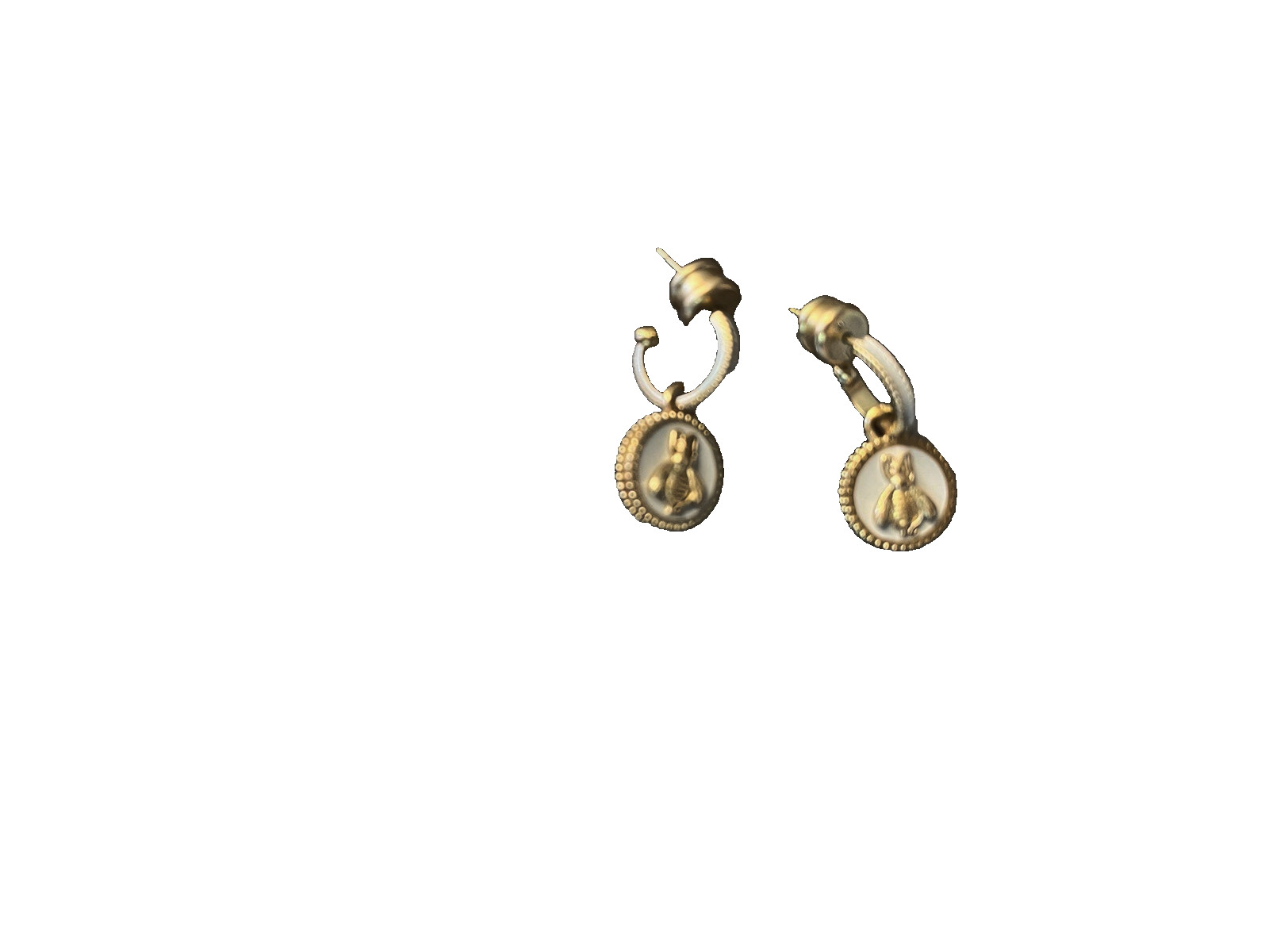 JULIE VOS WHITE ENAMEL CAMEO BEE PENDANT EARRINGS NWT
