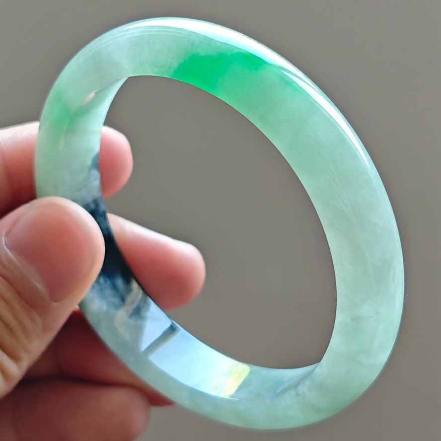 59mm Natural Icy Green Jadeite Jade Bracelet Burma Jadeite Jade Bangle 3340