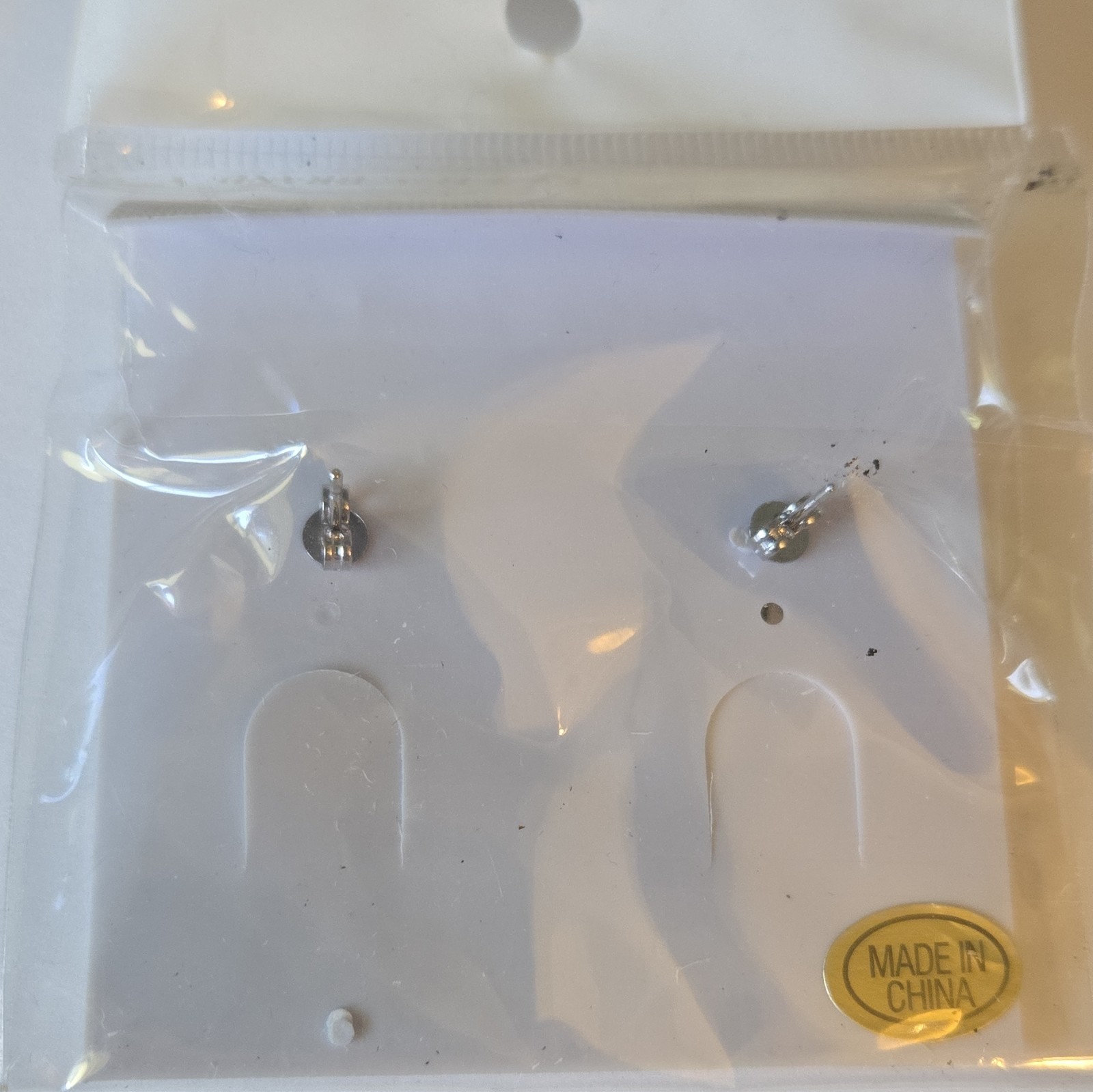 Earrings Dolphin Stud Silver Tone Nickel-Free FUN Marine Design 1 Pair New