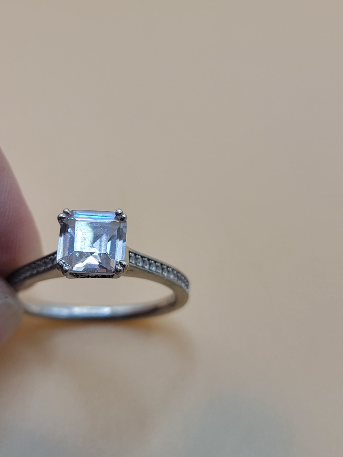 925 Sterling Silver Princess Cut Cubic Zirconia Engagment Ring – Size 8 Signed R