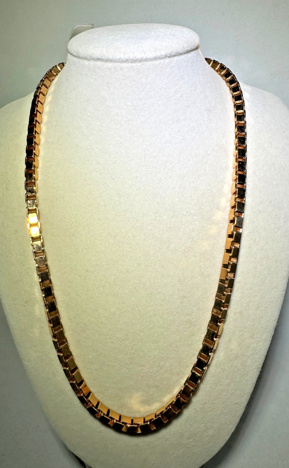 Beautiful Milor Italy Bronze Rose Gold Plate Box Chain necklace. 38.73g L-16 in