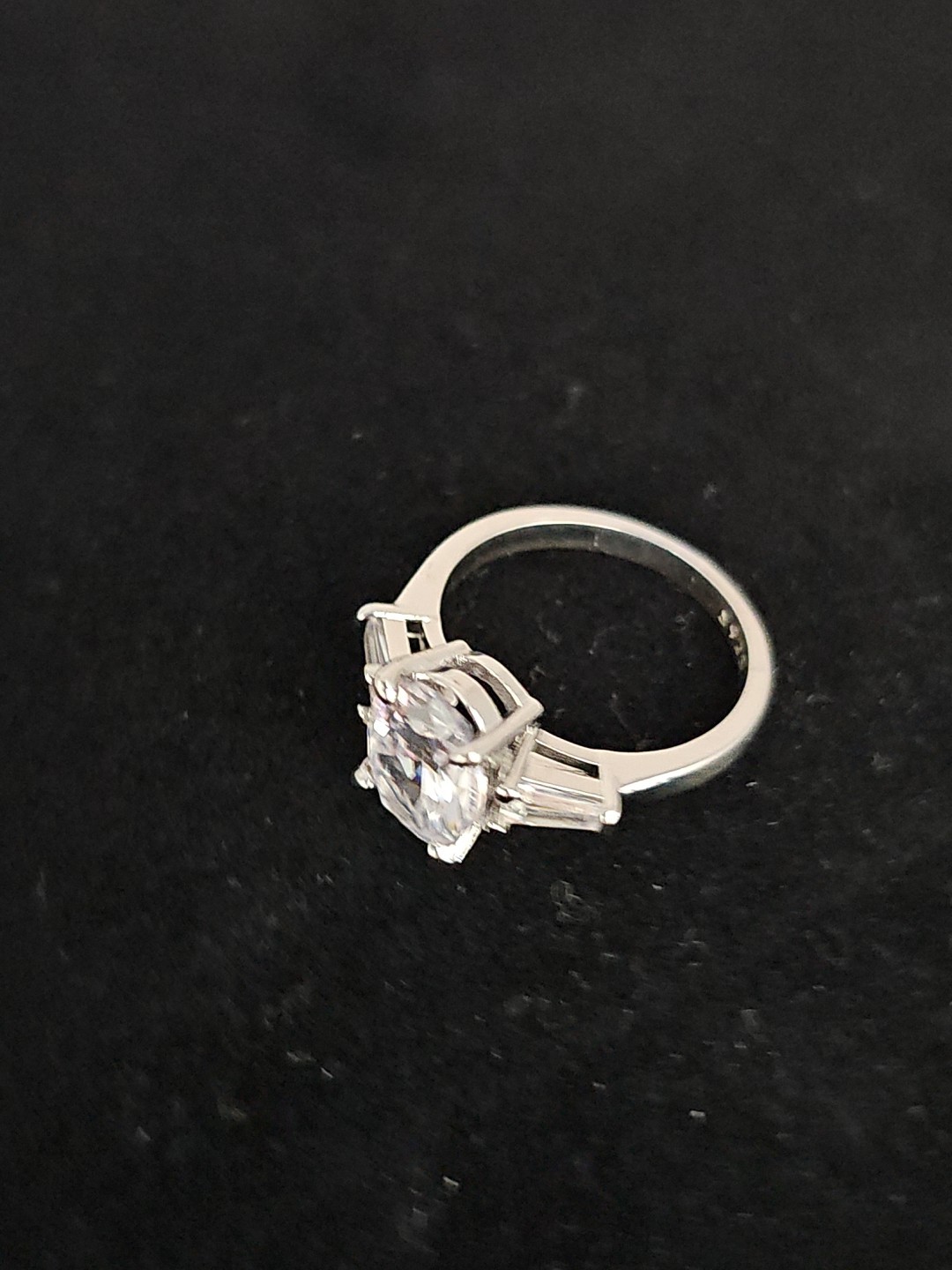 Engagement Stamp 925 3 Ct Oval Cut White Saphire & 2 Baguettes Sz 8 8140