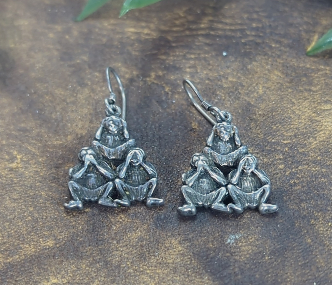 925 Sterling Silver Three Wise Monkeys Dangle Earrings 1-3/8″H x 3/4″W 5.5g VTG