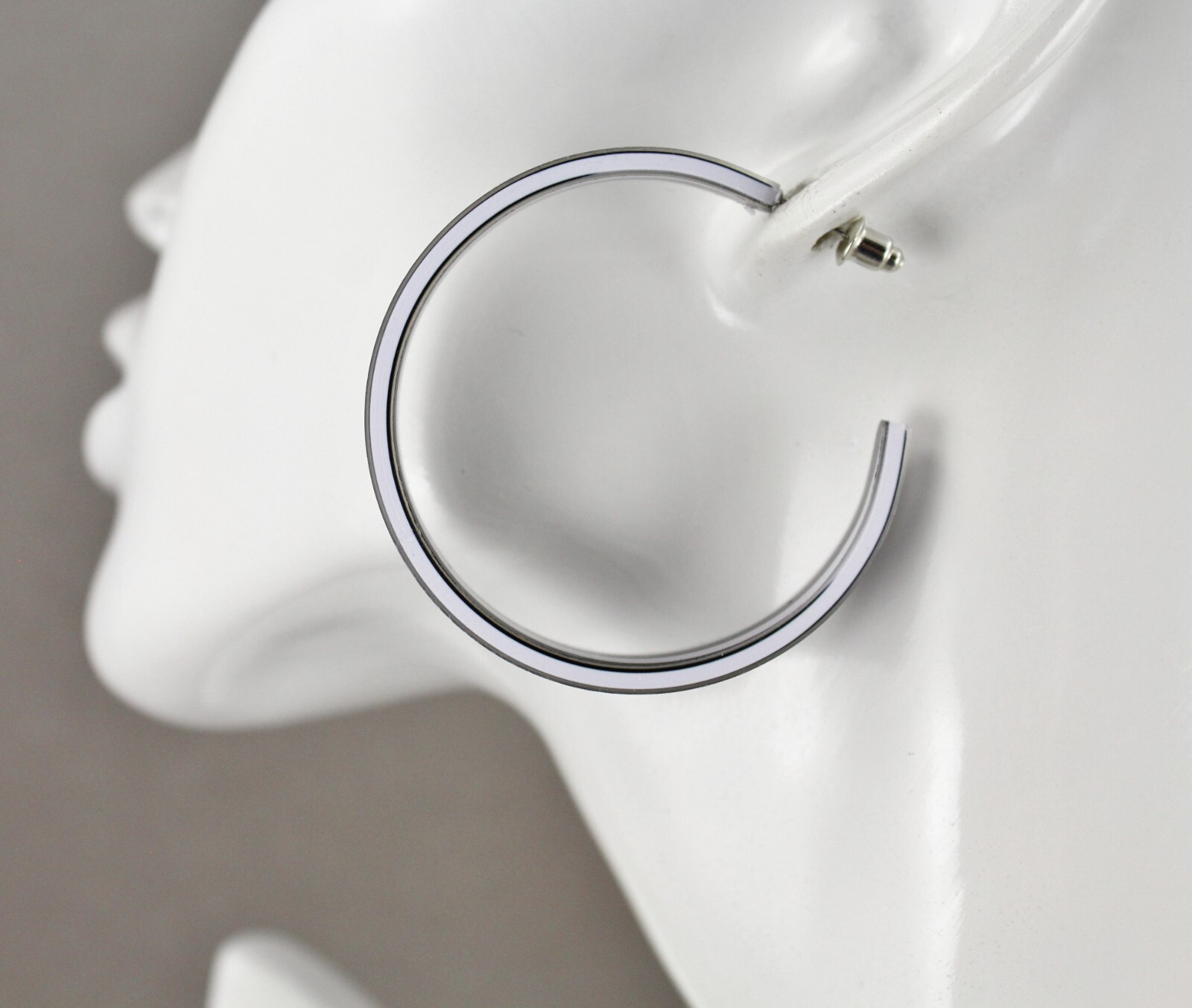 Black White stripe hoop earrings plastic lightweight post acrylic 1 7/8″ wide
