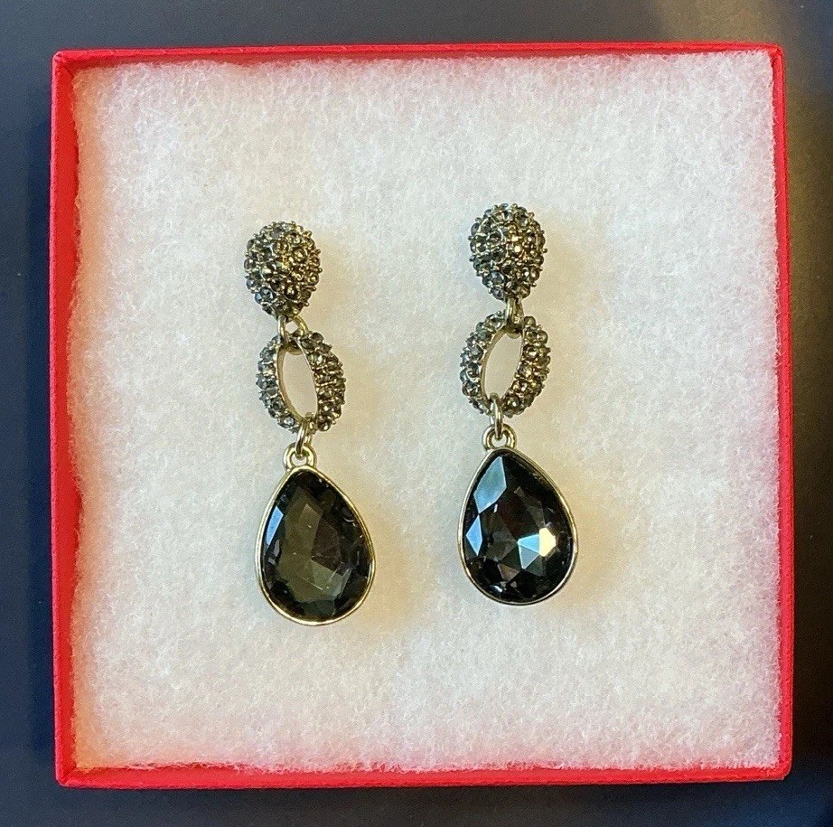 Gorgeous Black And Gold Dangling Post Back Earrings