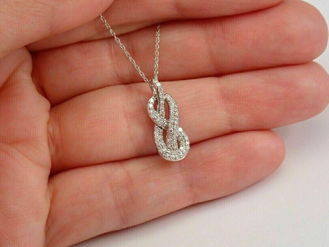 Round Cut Simulated Diamond Women’s Stunning Knot Pendant 14K White Gold Plated