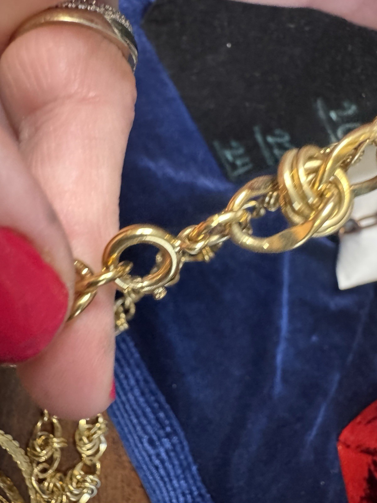 Vintage 30” Gold Tone Rosette Swirl Love Knot Link Chain Necklace Unsigned