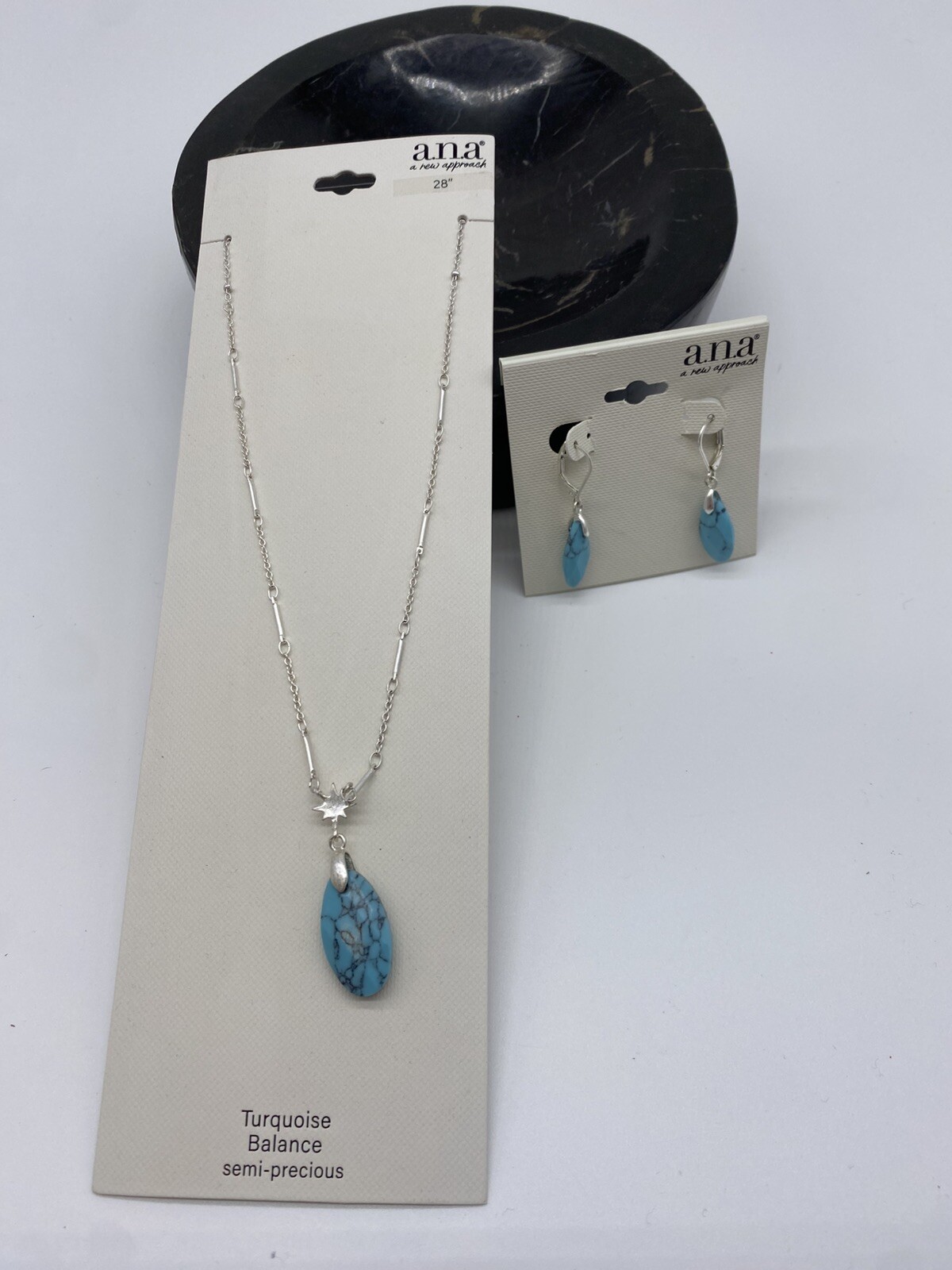 A N A Necklace & Earring Set