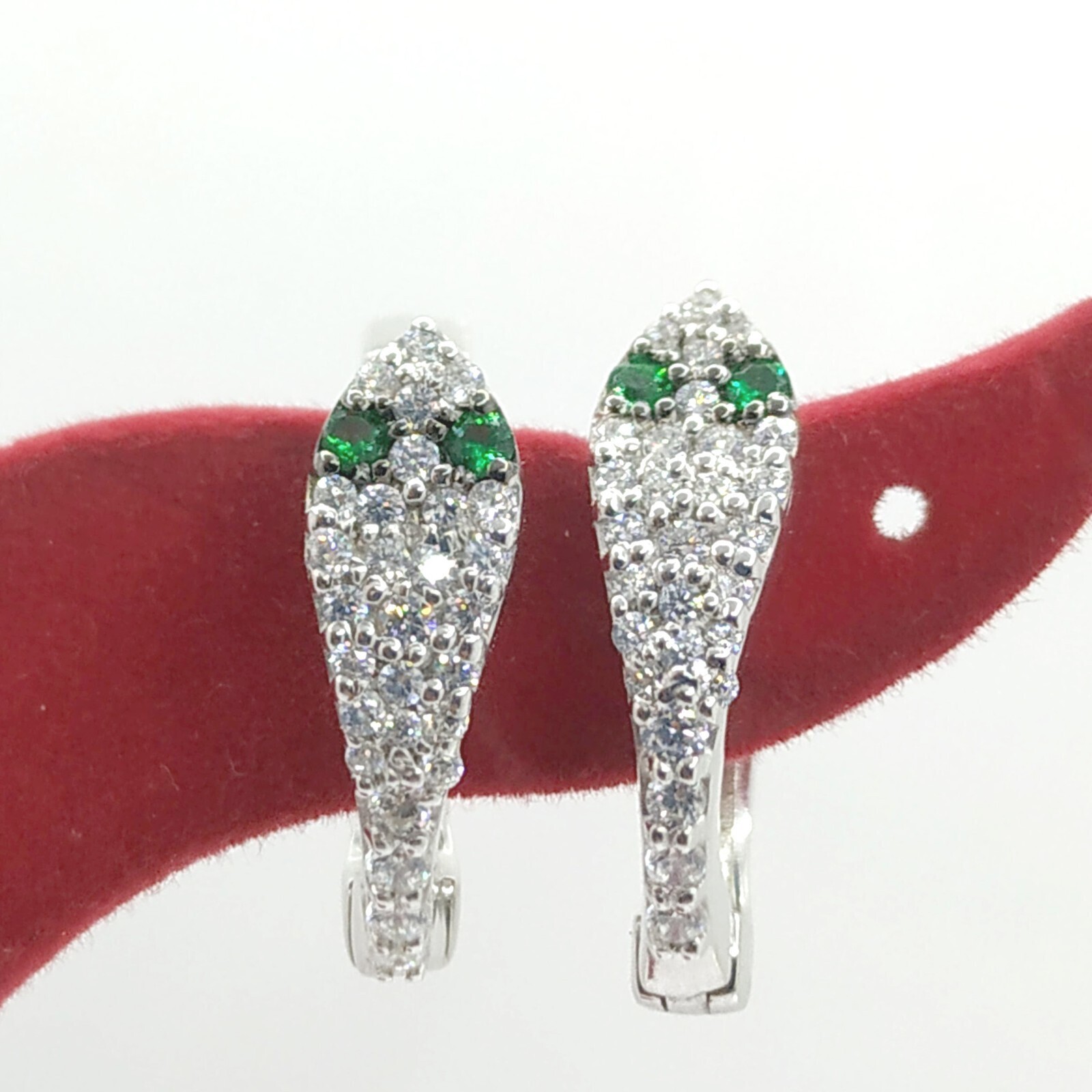 Round Cut Simulated Green Emerald Snake Hoop Earrings In 14k White Gold Plated